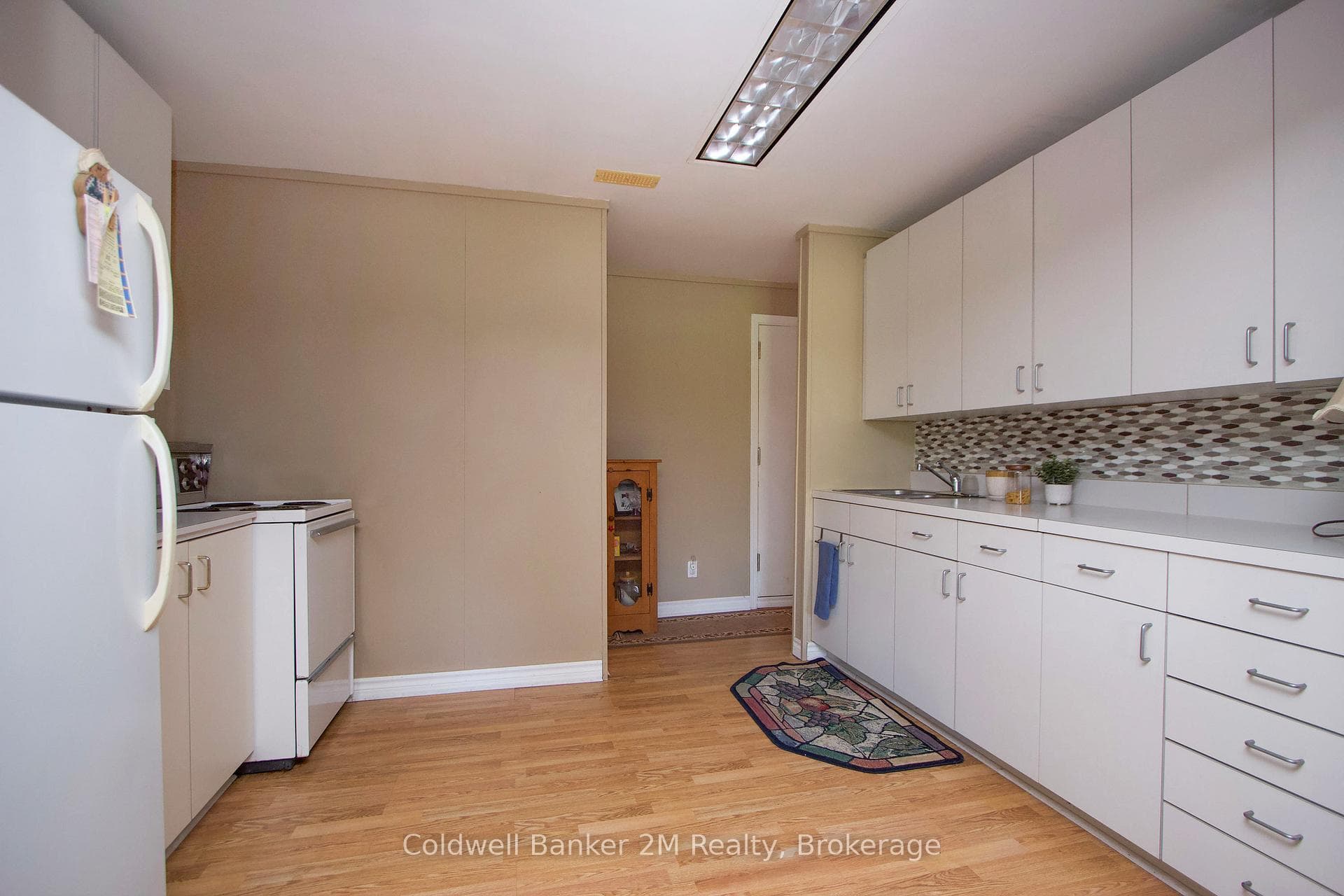 2890 Church Street photo 23