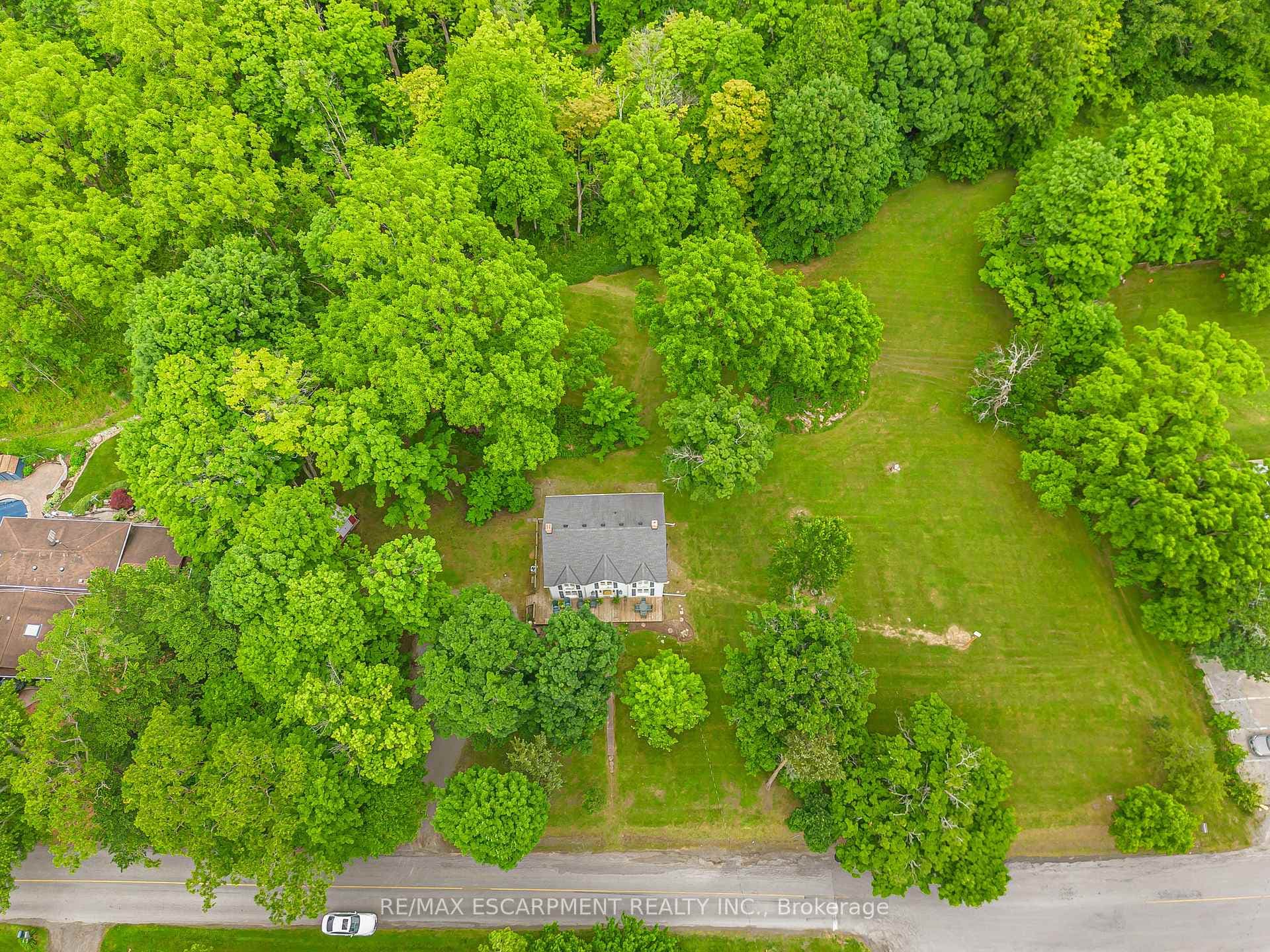 2998 Holland Road photo 33