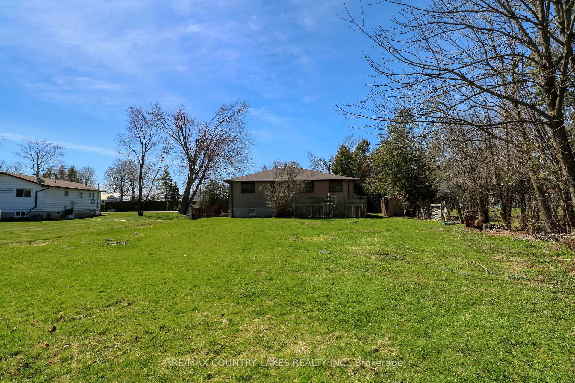 25035/7 Maple Beach Road photo 39