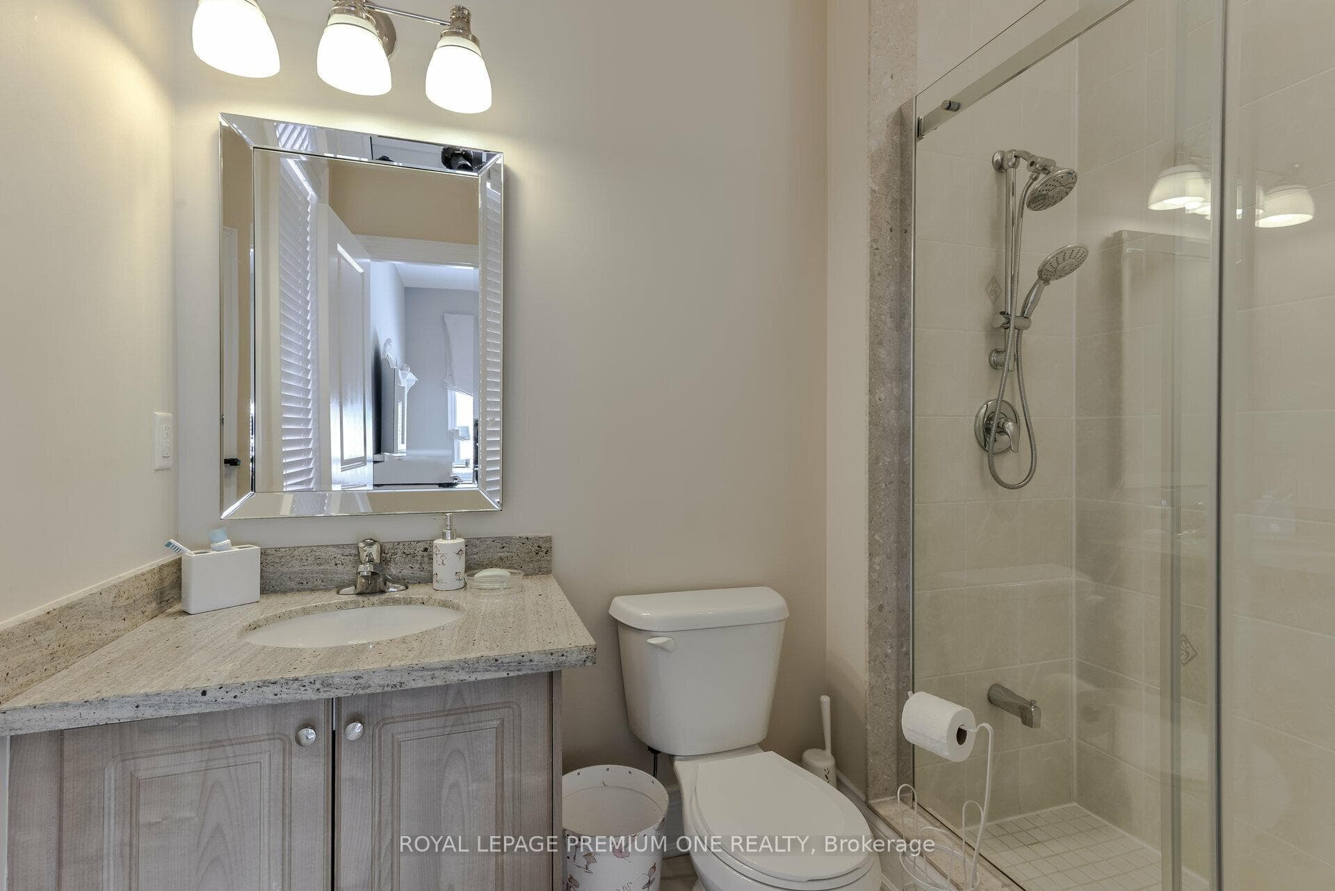 107 Headwind Boulevard photo 37