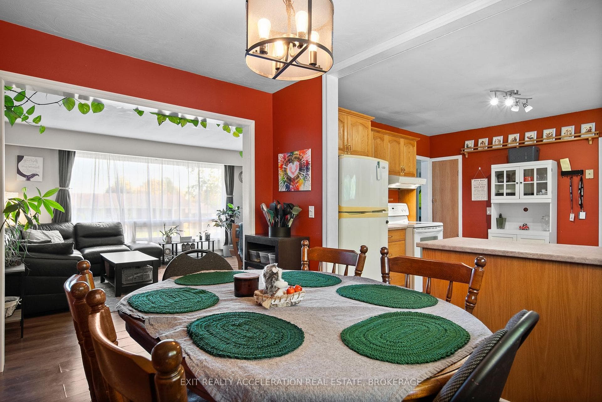 17 Sunset Crescent photo 16