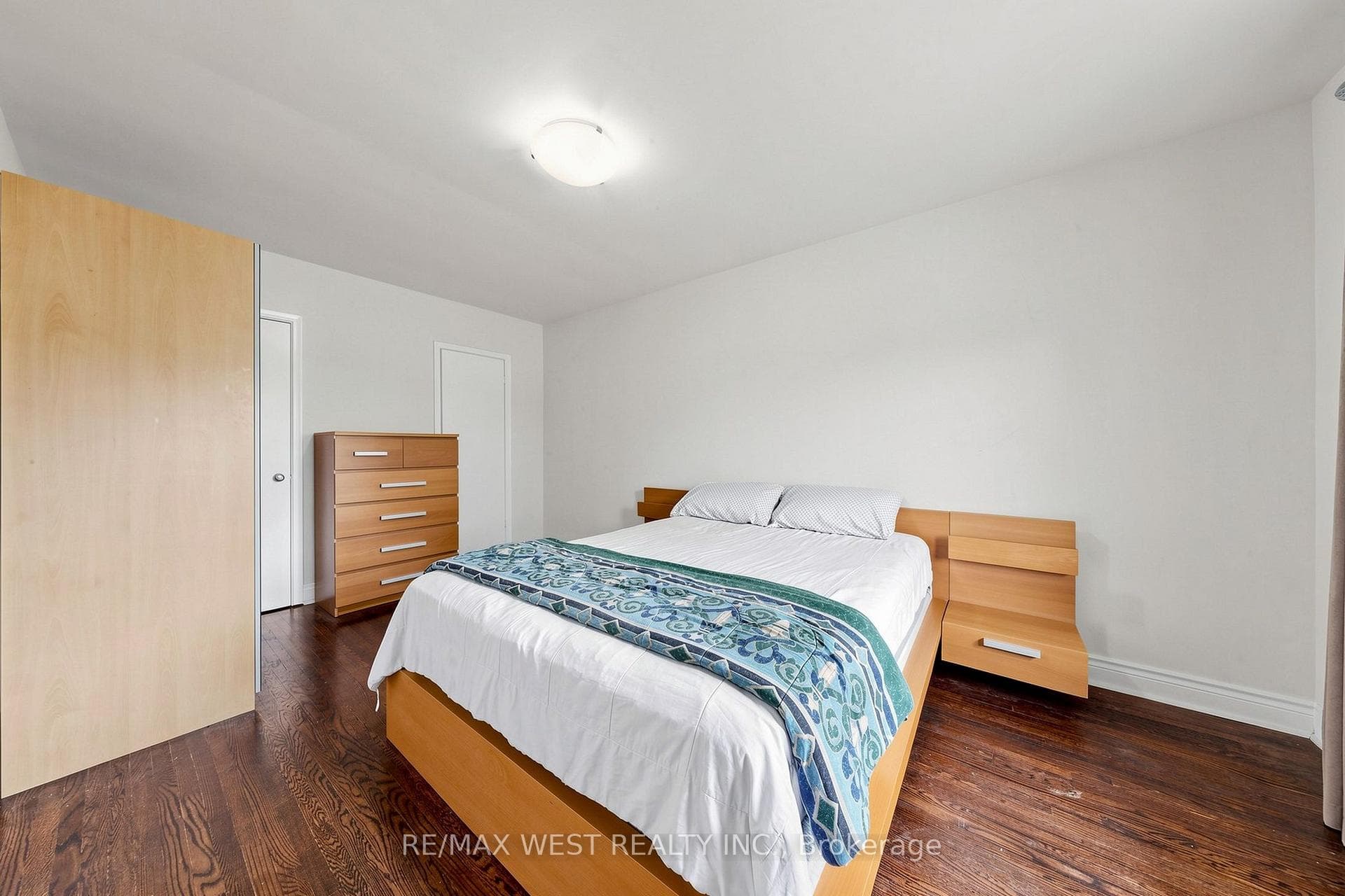 32 Allonsius Drive photo 26