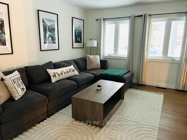 521 Princess Street photo 7