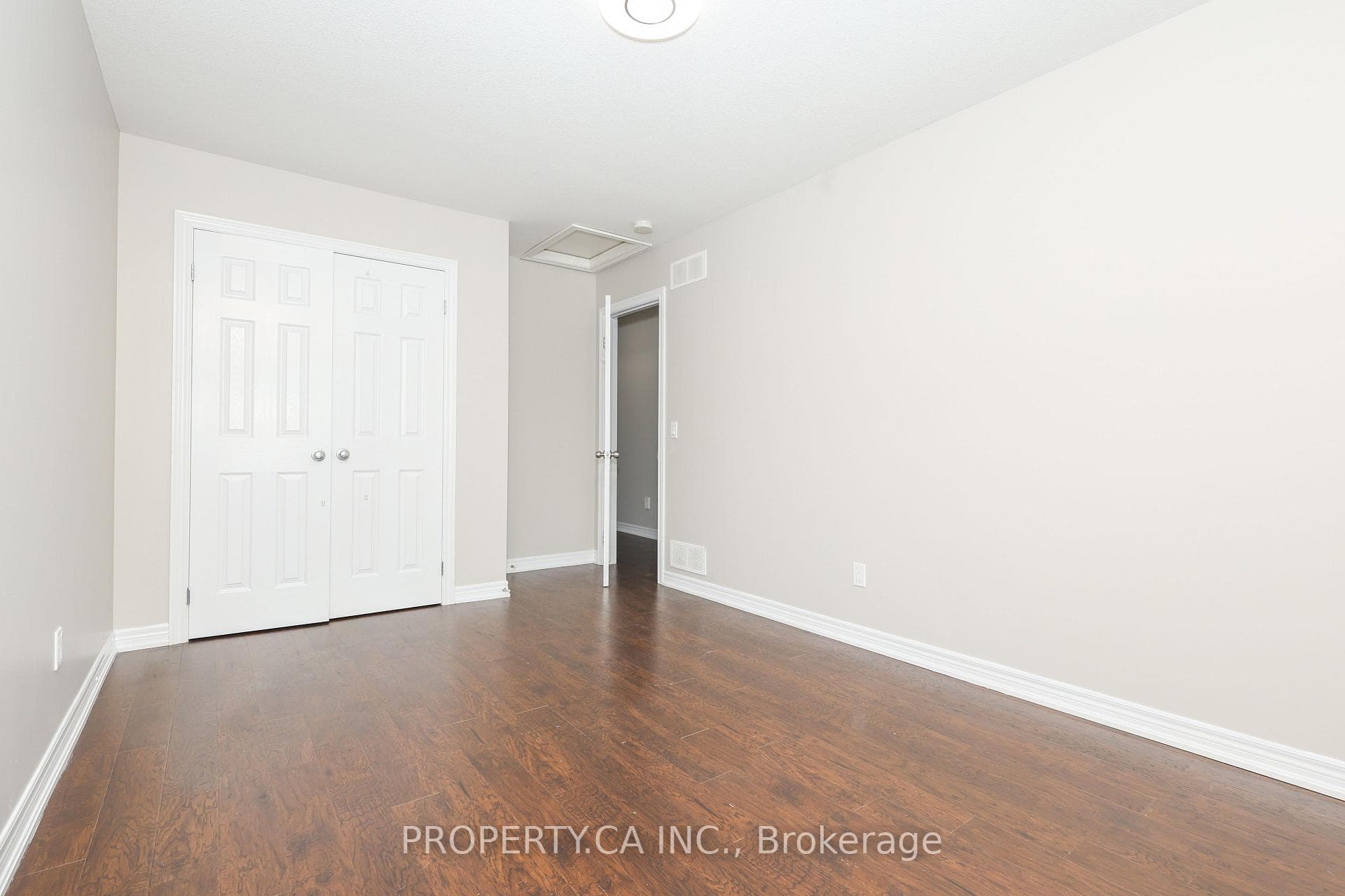 605 First Avenue photo 26