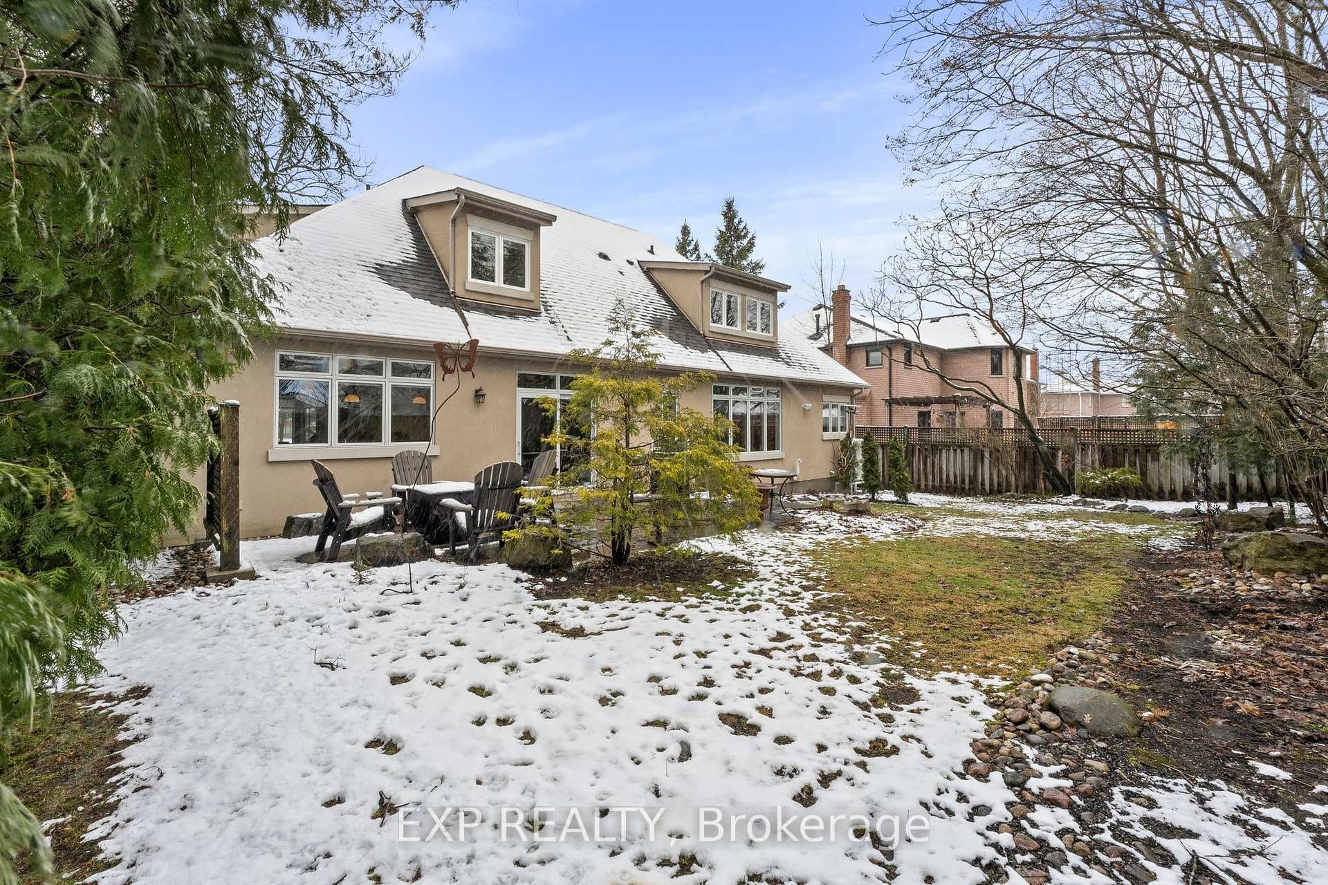 10 Glenn Gould Crescent photo 32