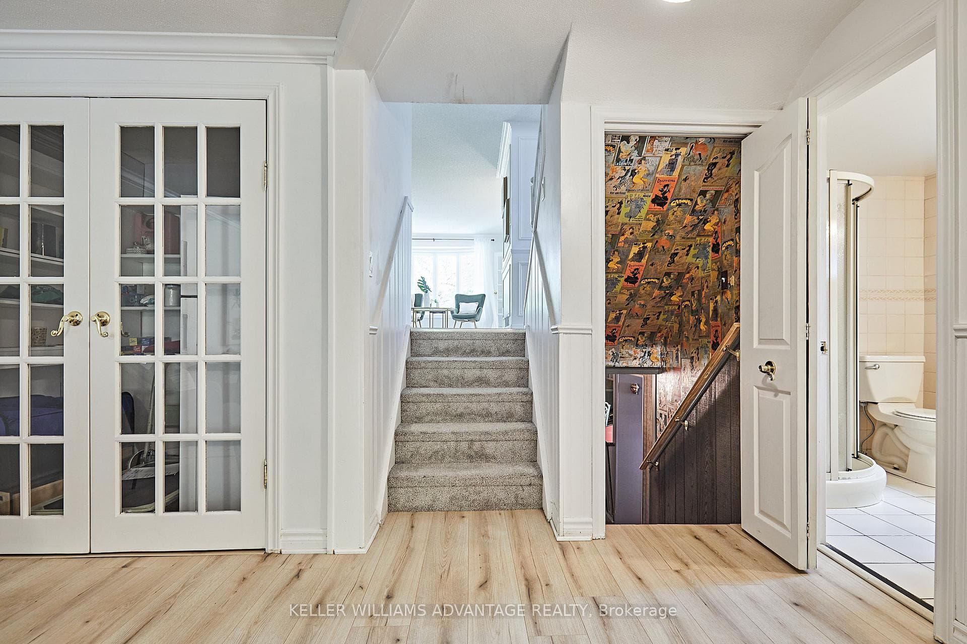 112 Redgrave Drive photo 27