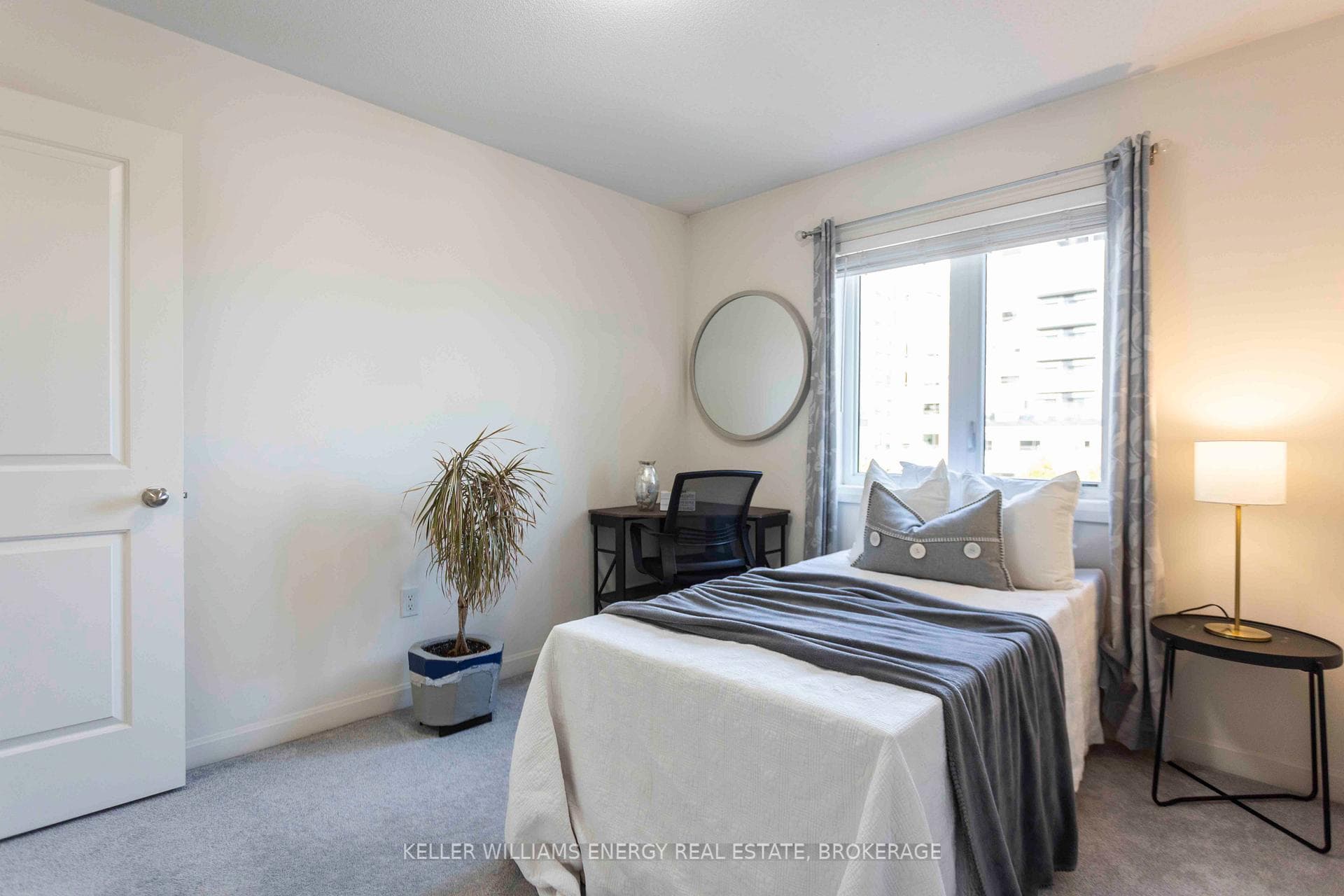 70 Longshore Way photo 30