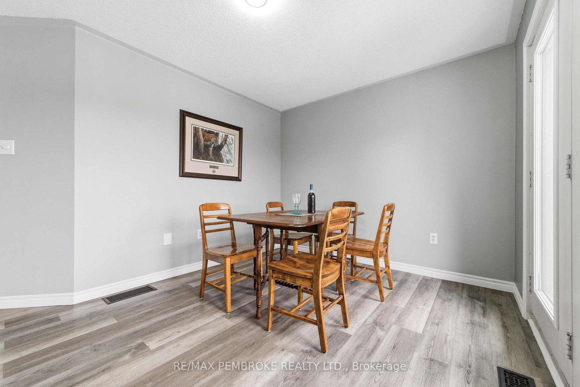 Separate dining room with doors to upper deck