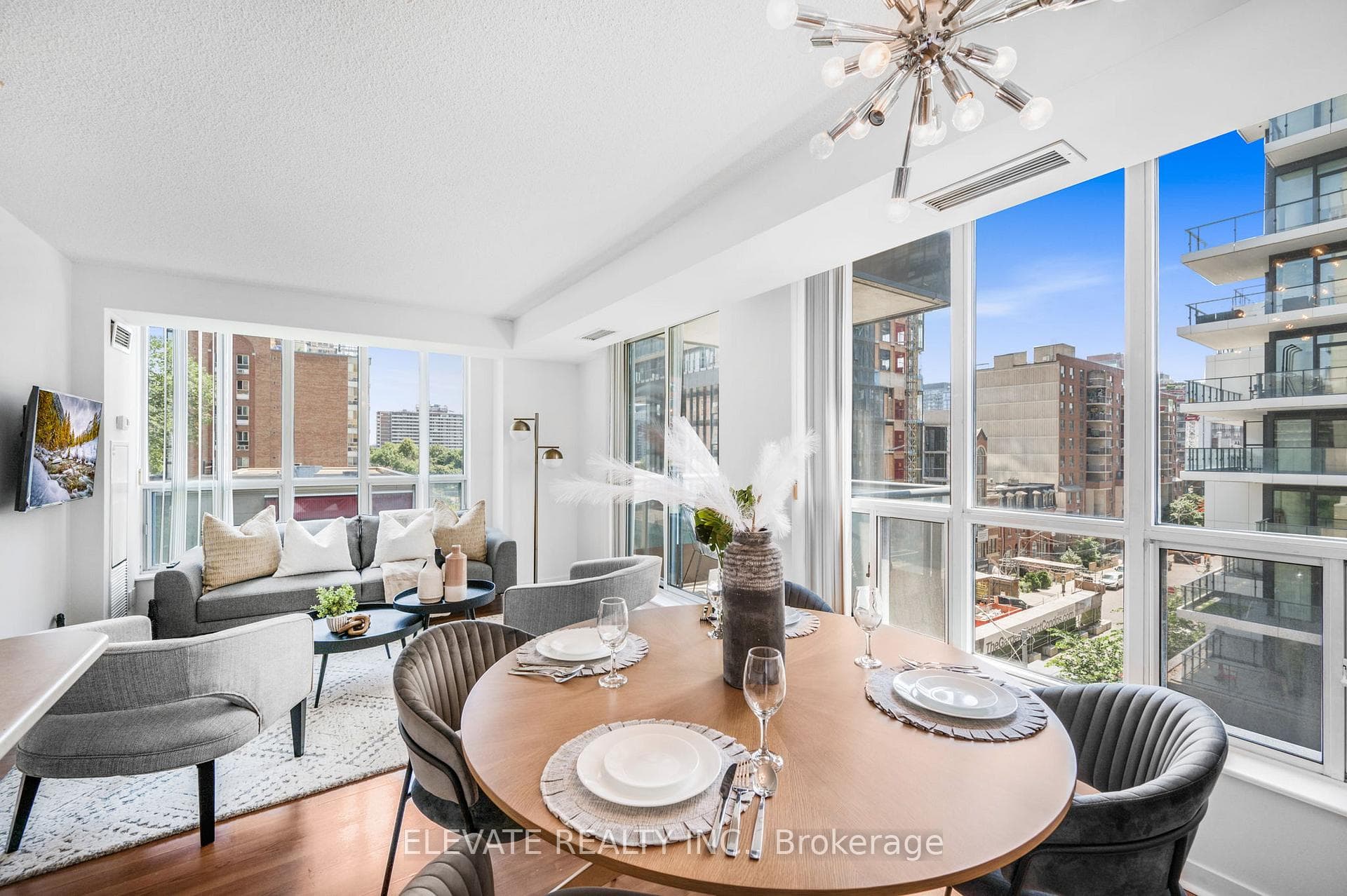 76 Shuter Street Unit 606 photo 7