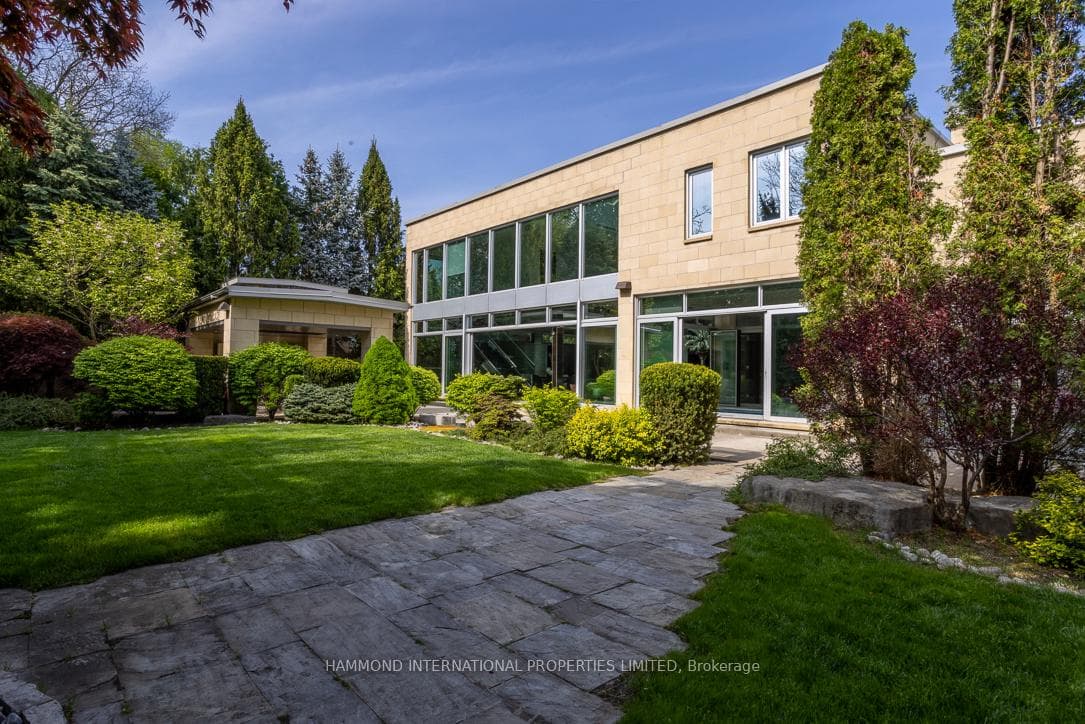 16 Limcombe Drive photo 6