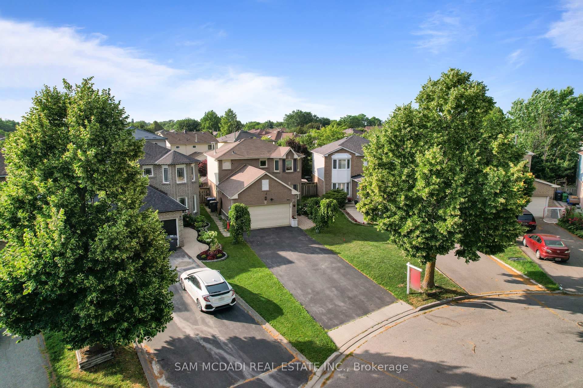 6251 Saltmarsh Court photo 2
