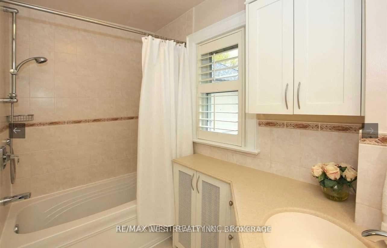 472 Roselawn Avenue photo 21