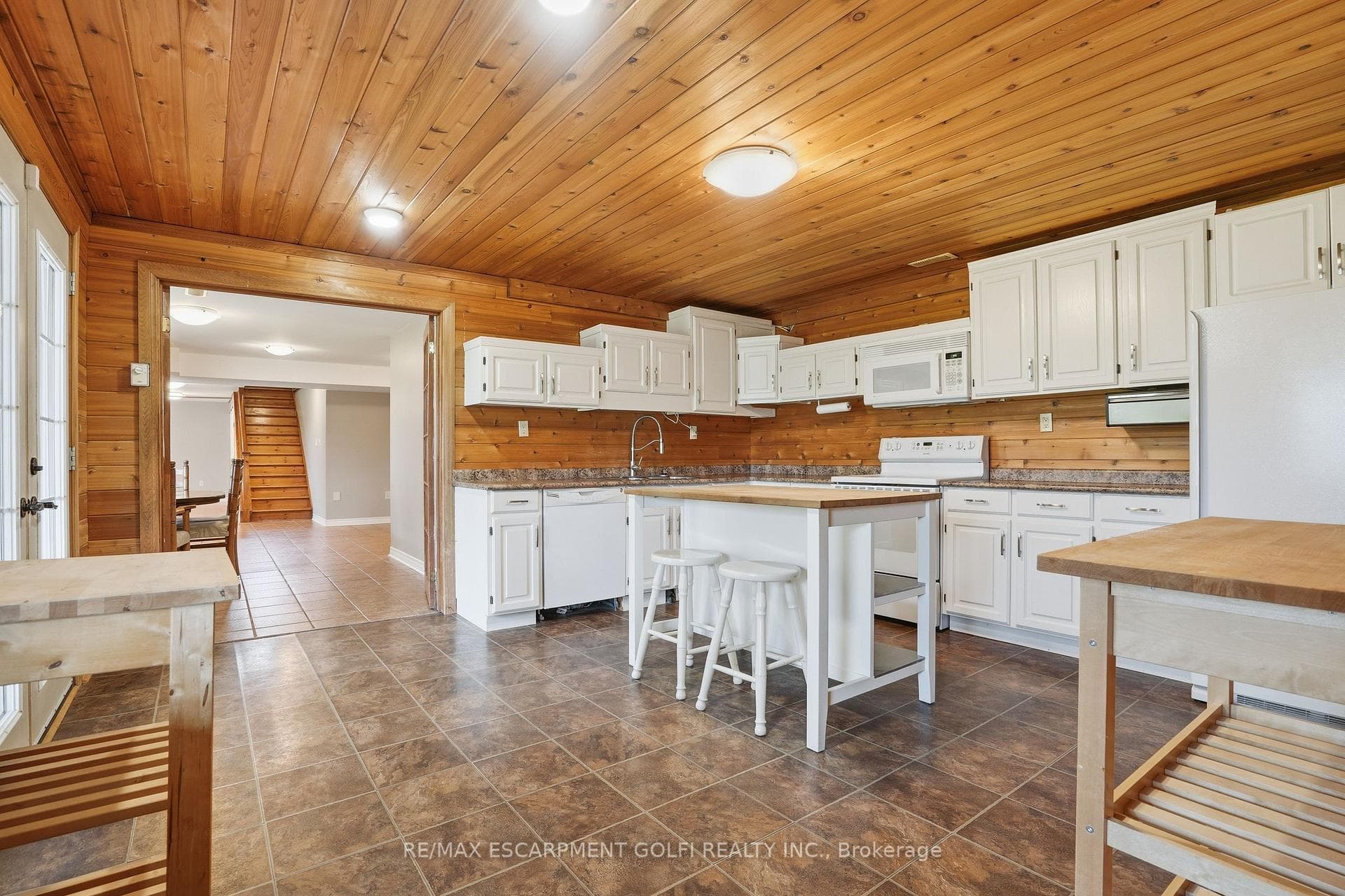 461 TICE Road photo 32
