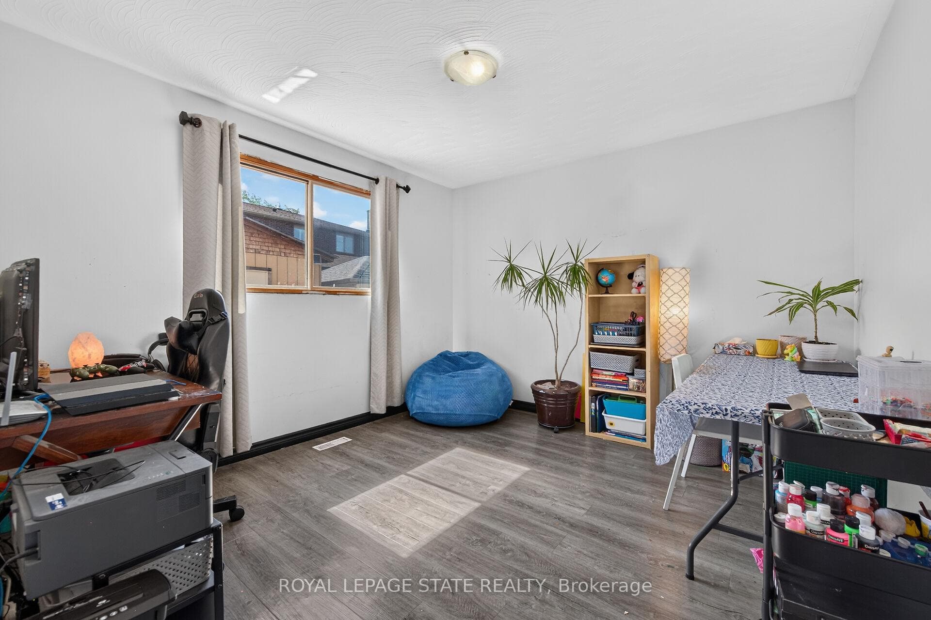15 Ellen Avenue photo 28