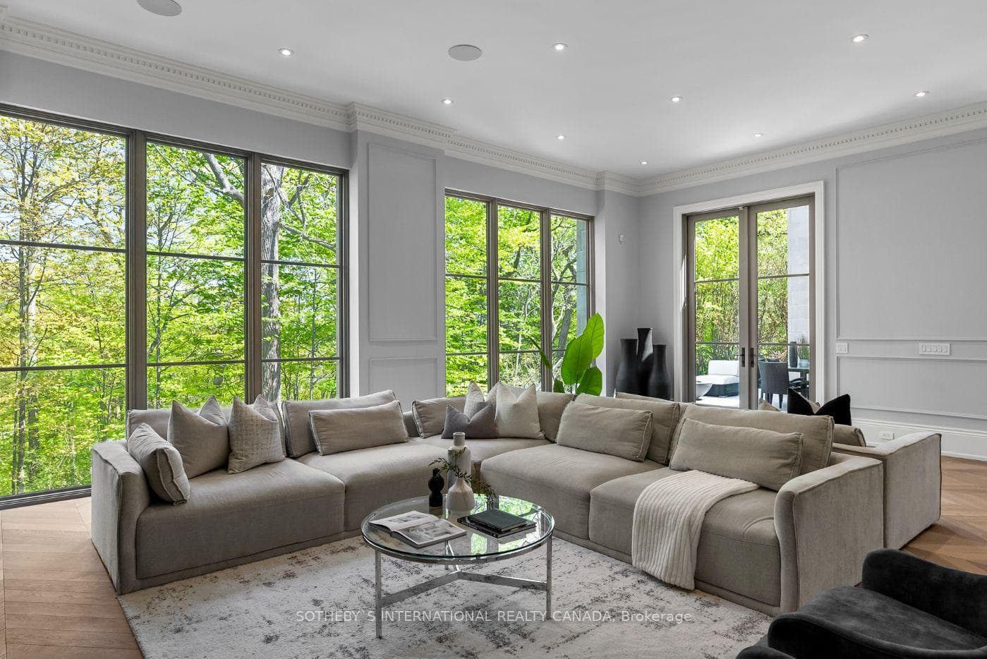 35 Astley Avenue photo 17