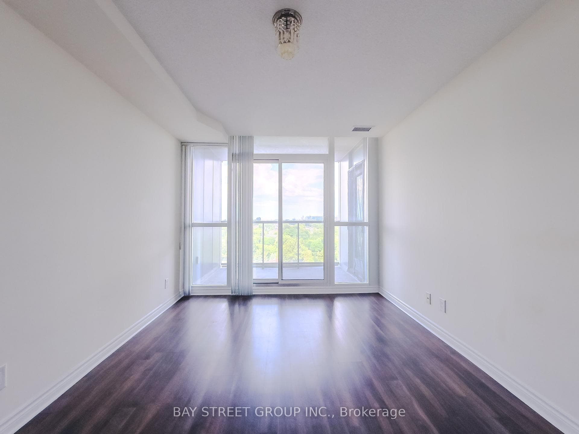 35 Hollywood Avenue Unit 1522 photo 13