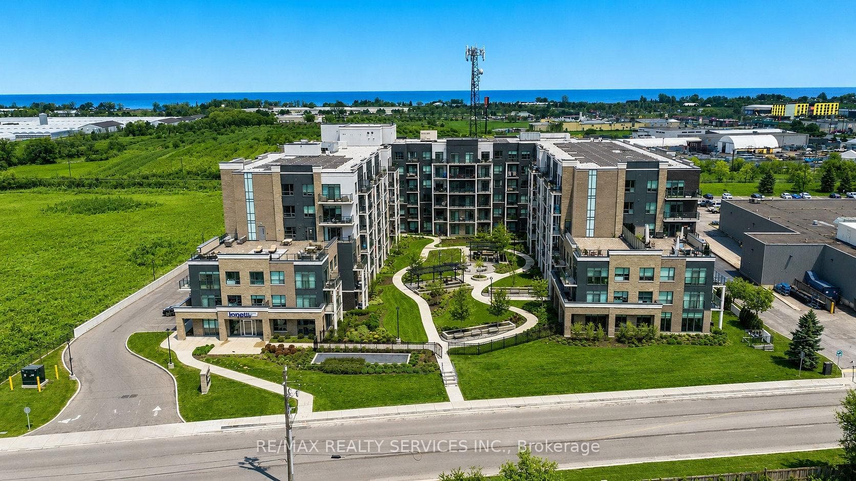 5055 Greenlane Road Unit 136 photo 32