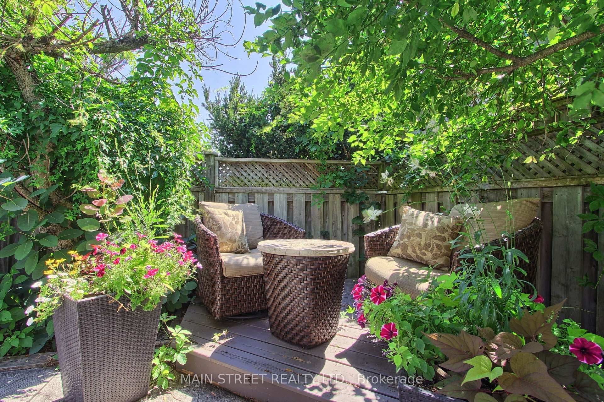 14 Mcgee Crescent photo 40