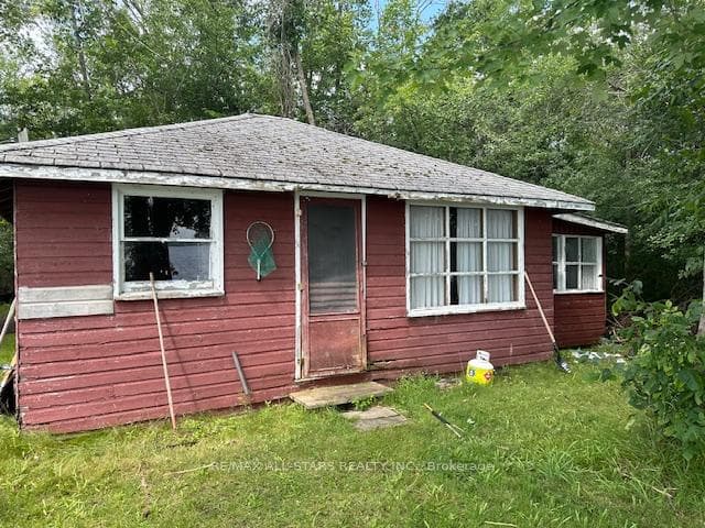 46 Walmac Shores Drive photo 15