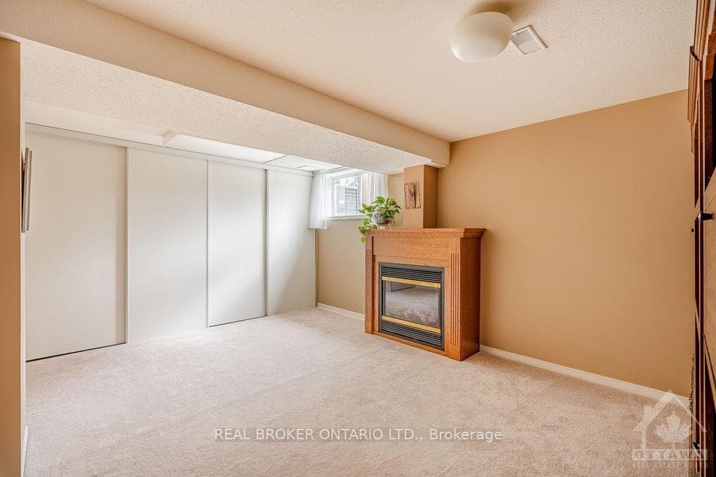 1578 CEDAR MILLS Road photo 25