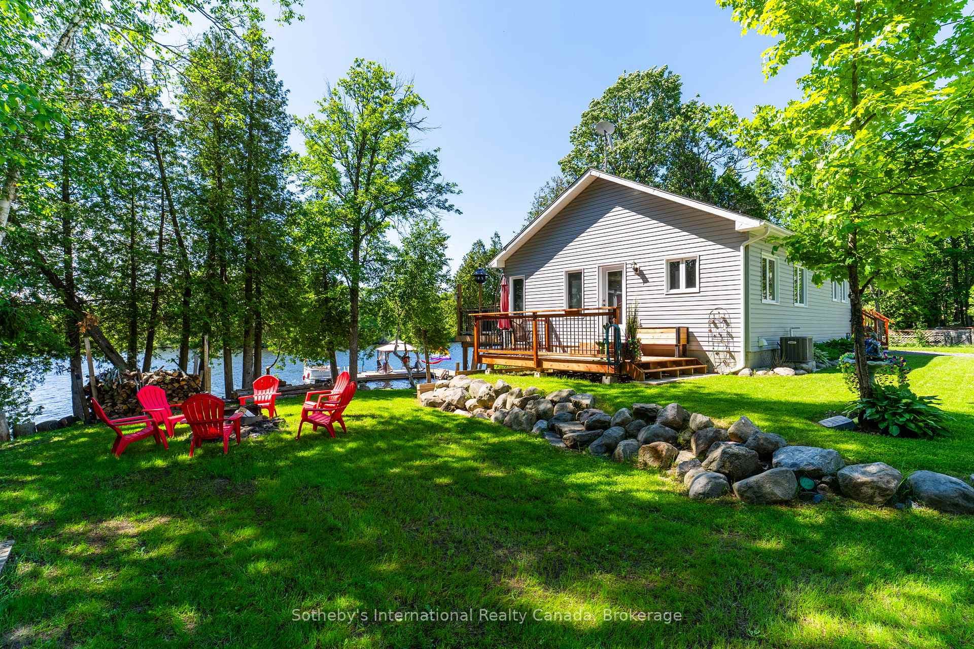 8 Lakeview Crescent photo 37