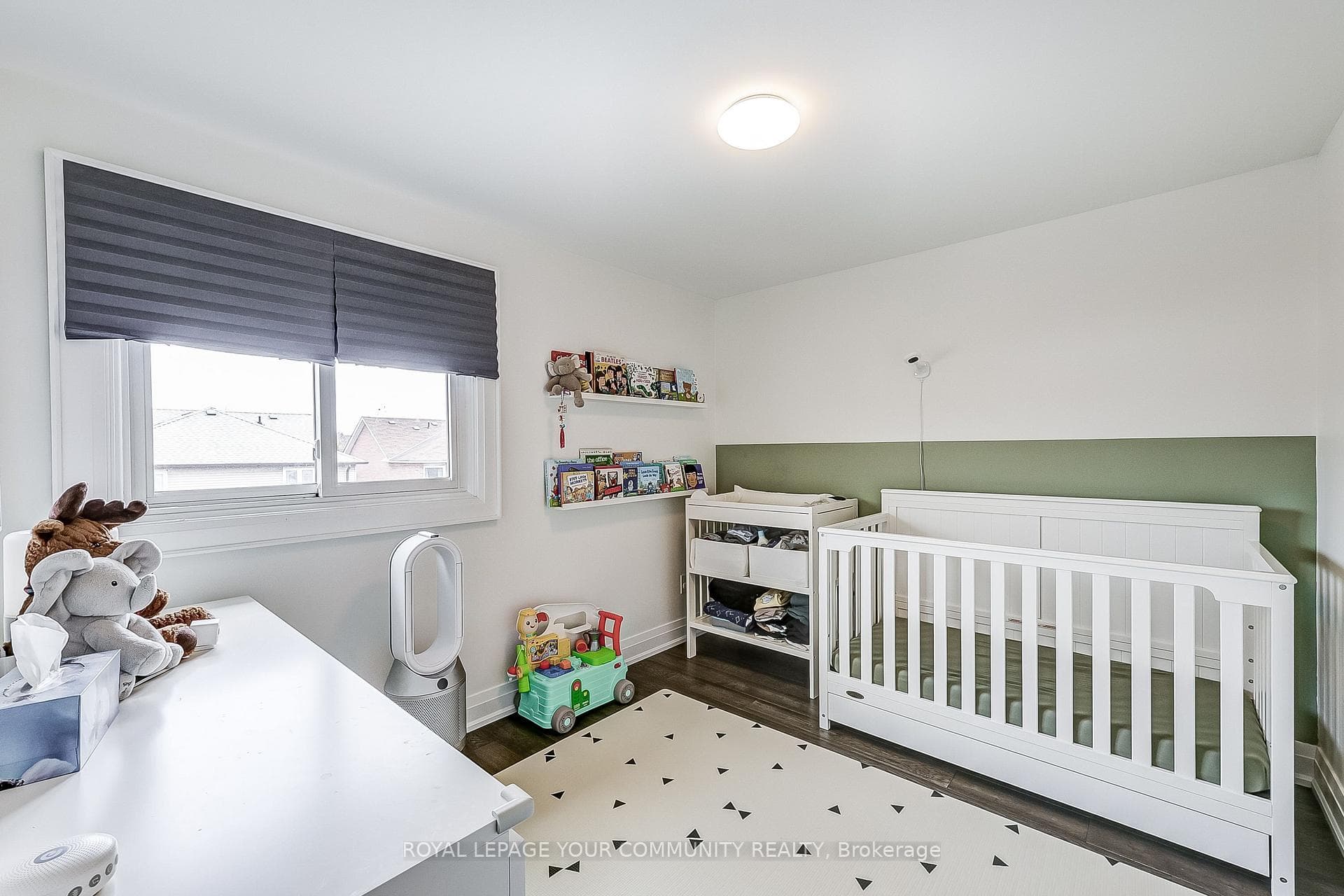 27 Cornwall Drive photo 23