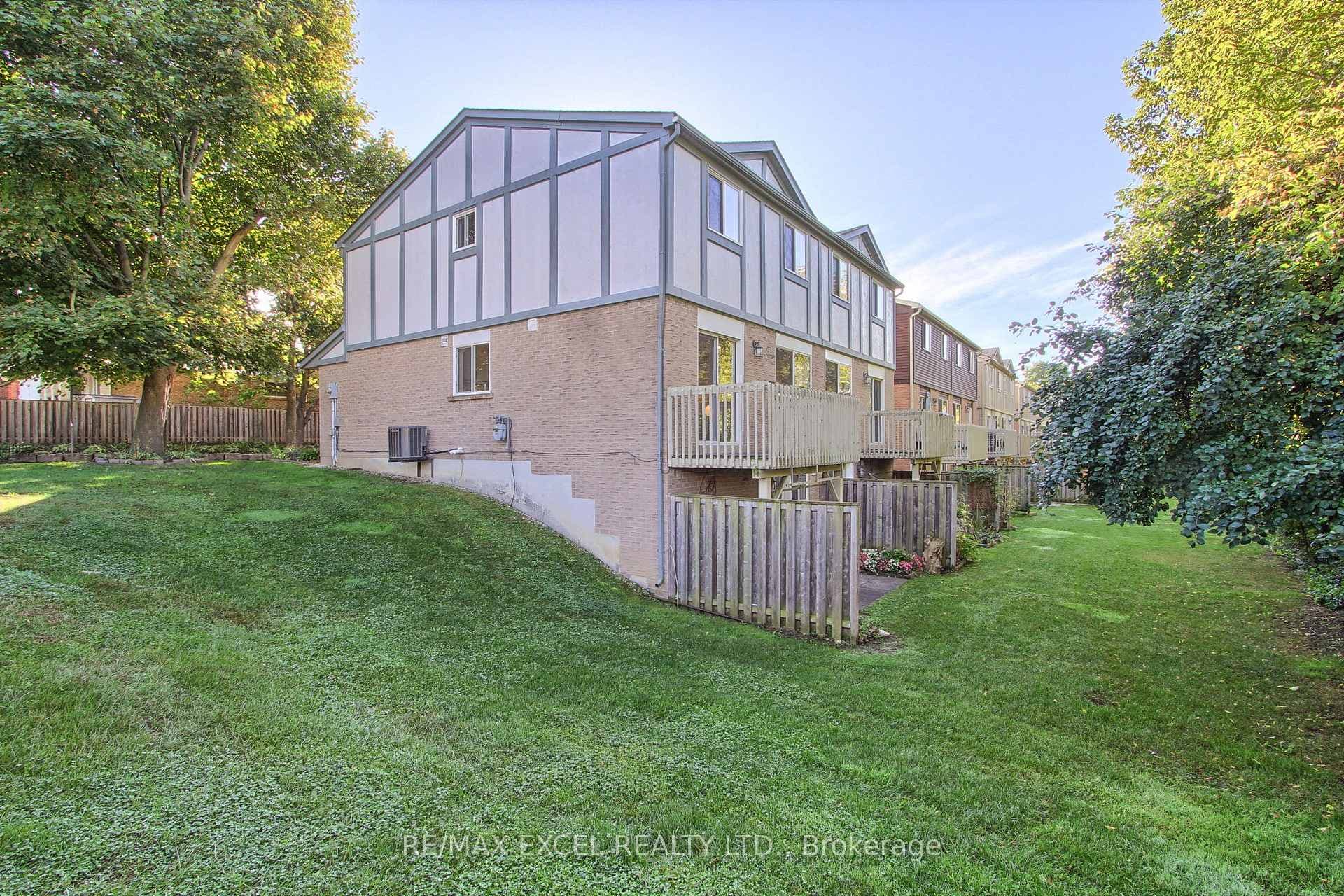 1 New Havens Way photo 40