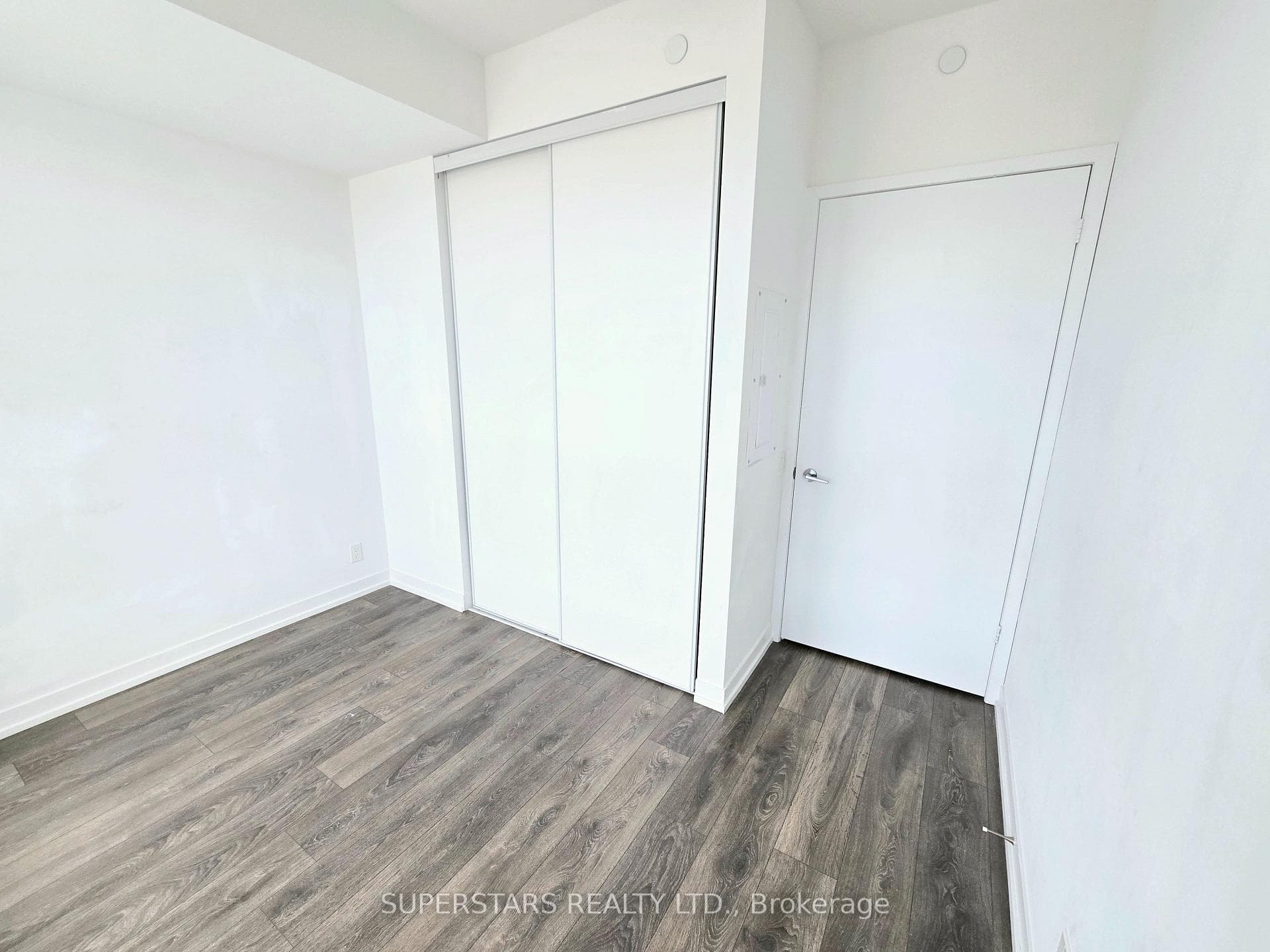 898 Portage Parkway Unit 5002 photo 13