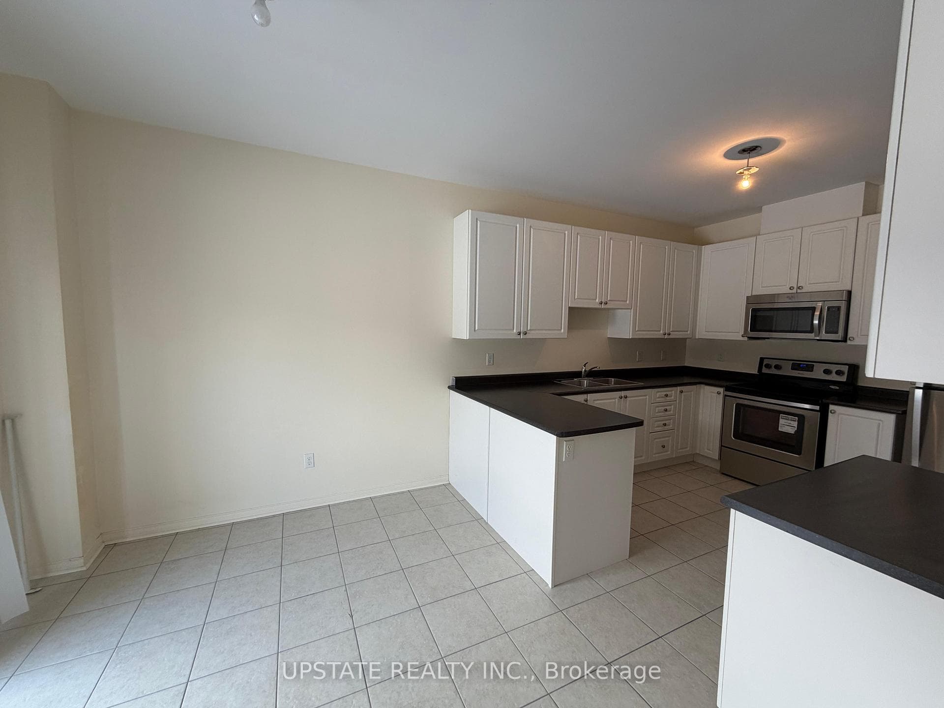 105 Heartview Road photo 8