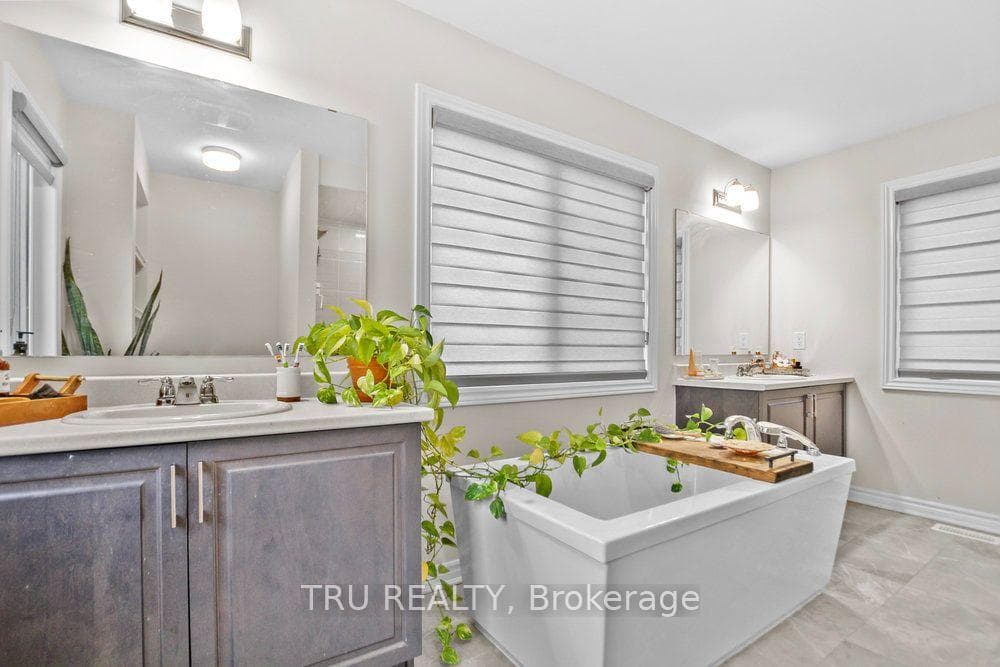 731 Brittanic Road photo 20