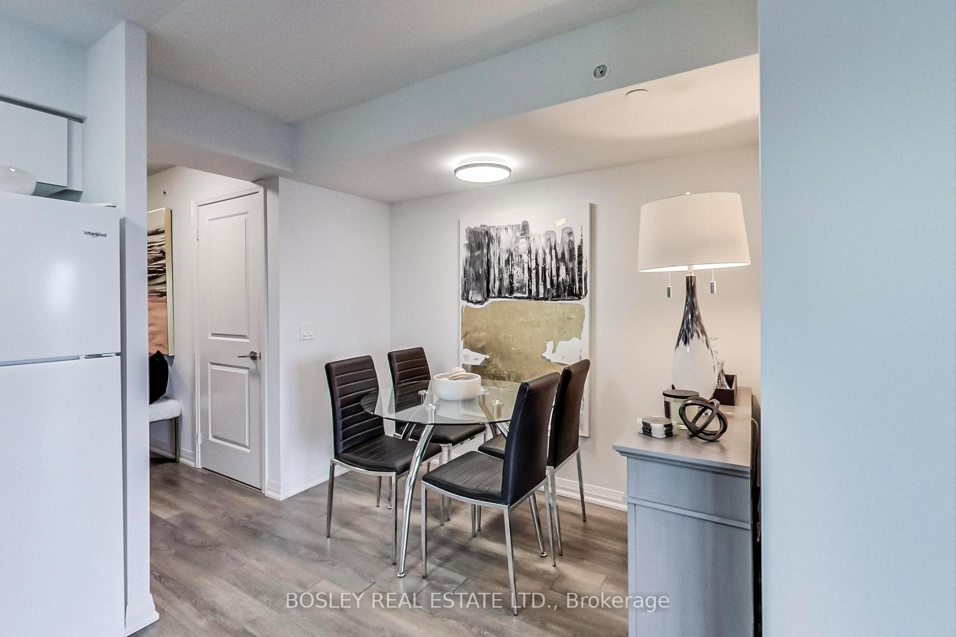 30 Meadowglen Place Unit 2108 photo 7