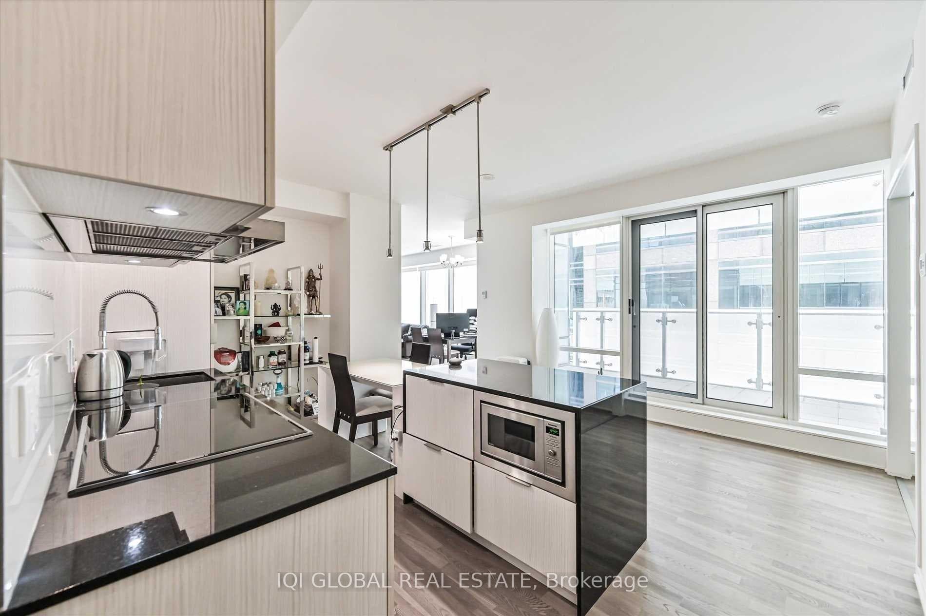 1 Bloor Street Street Unit 426 photo 6