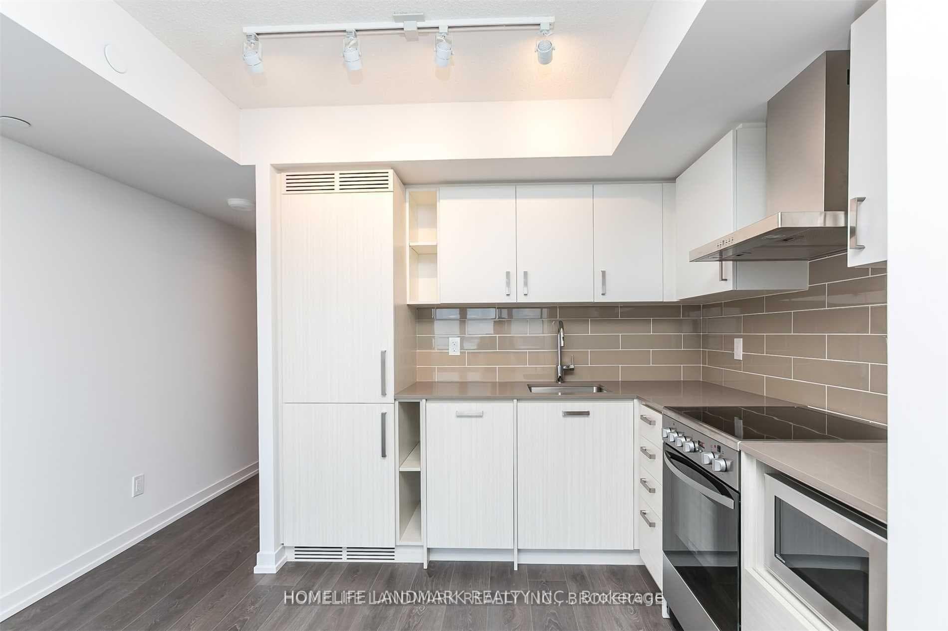 125 Redpath Avenue Unit 2112 photo 4