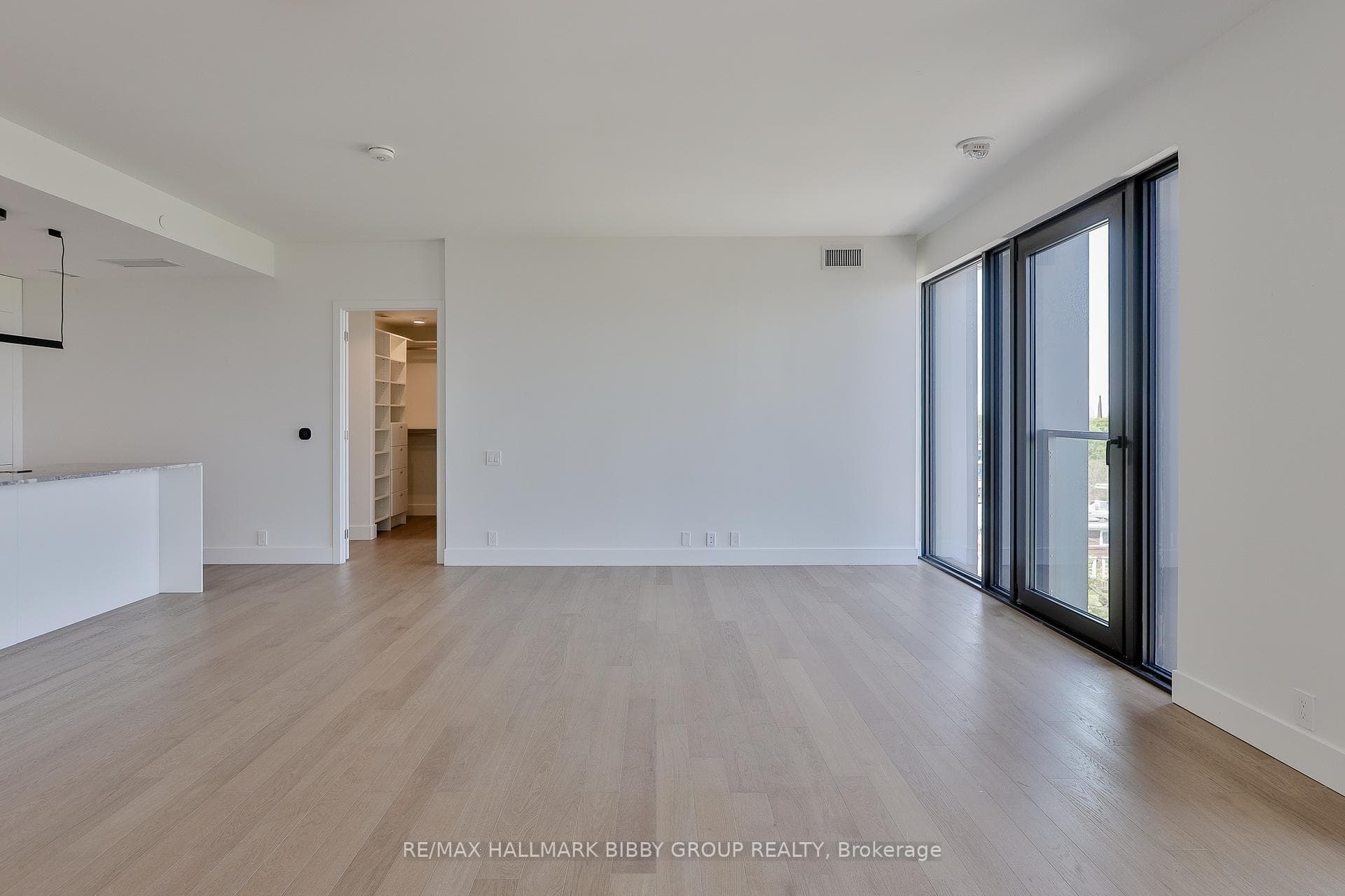 1414 Bayview Avenue Unit 603 photo 5