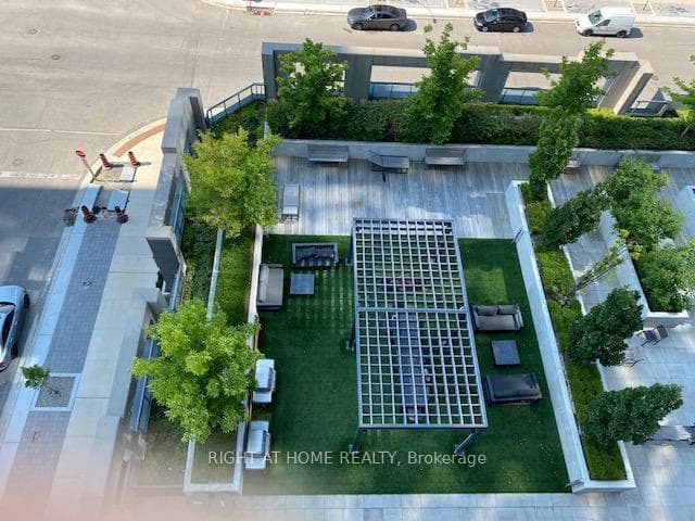 5025 Four Springs Avenue Unit 807 photo 3