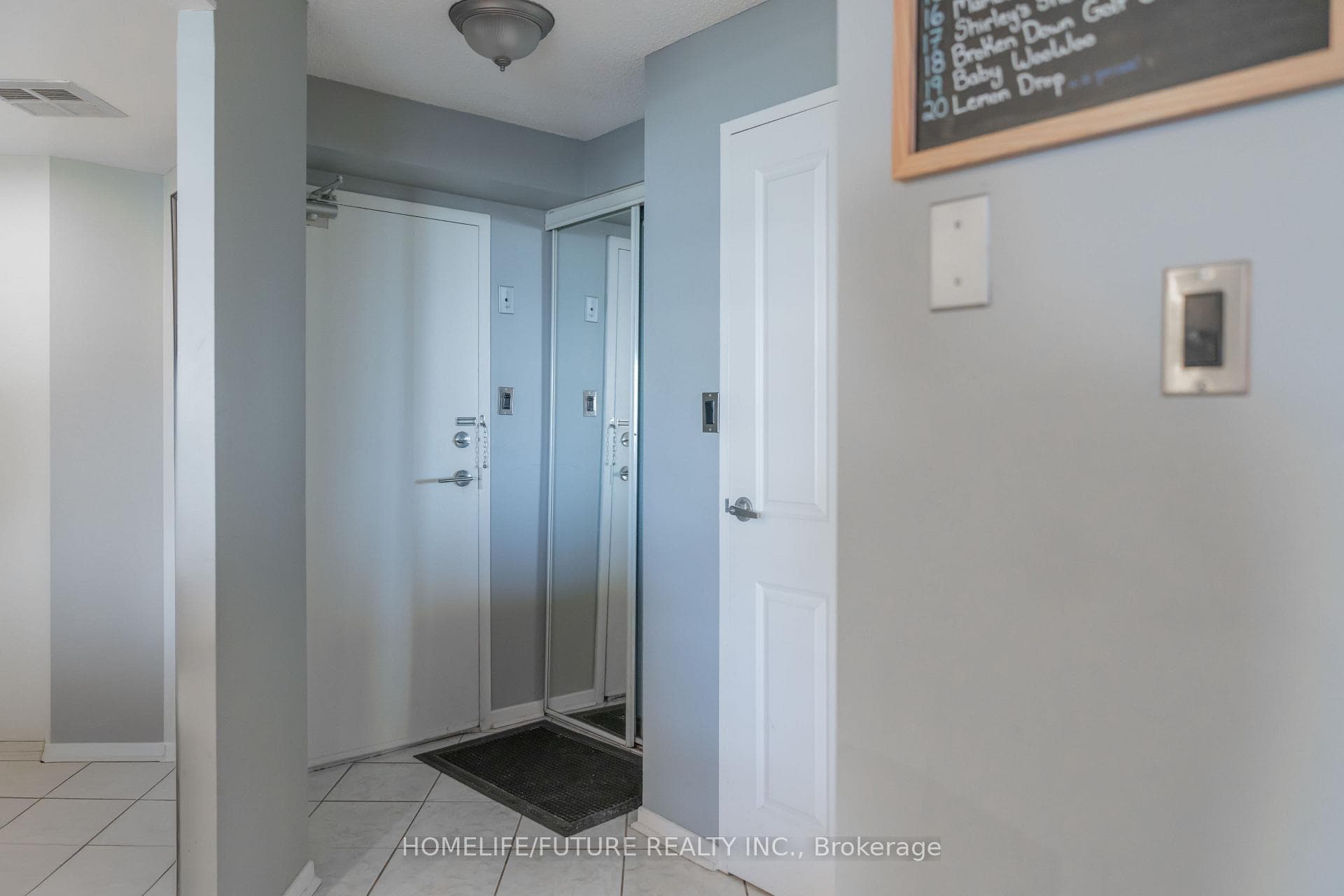 77 Maitland Place Unit 1004 photo 15