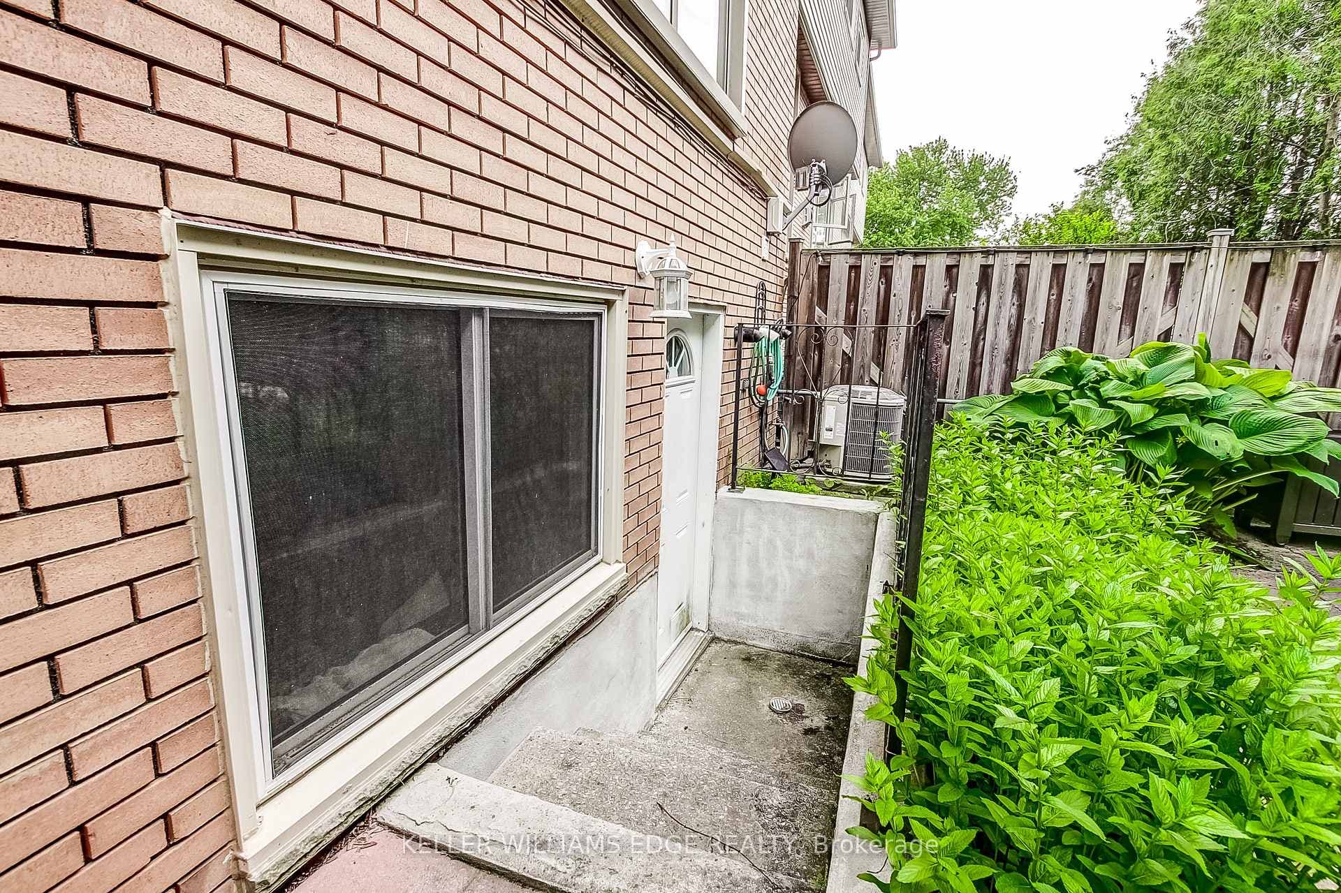 23 Watson's Lane Unit 20 photo 44