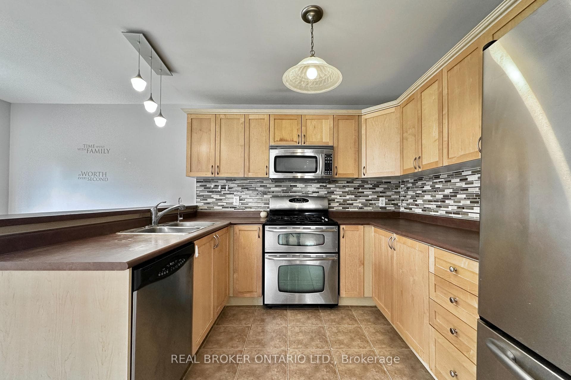 1 Armando Drive photo 15