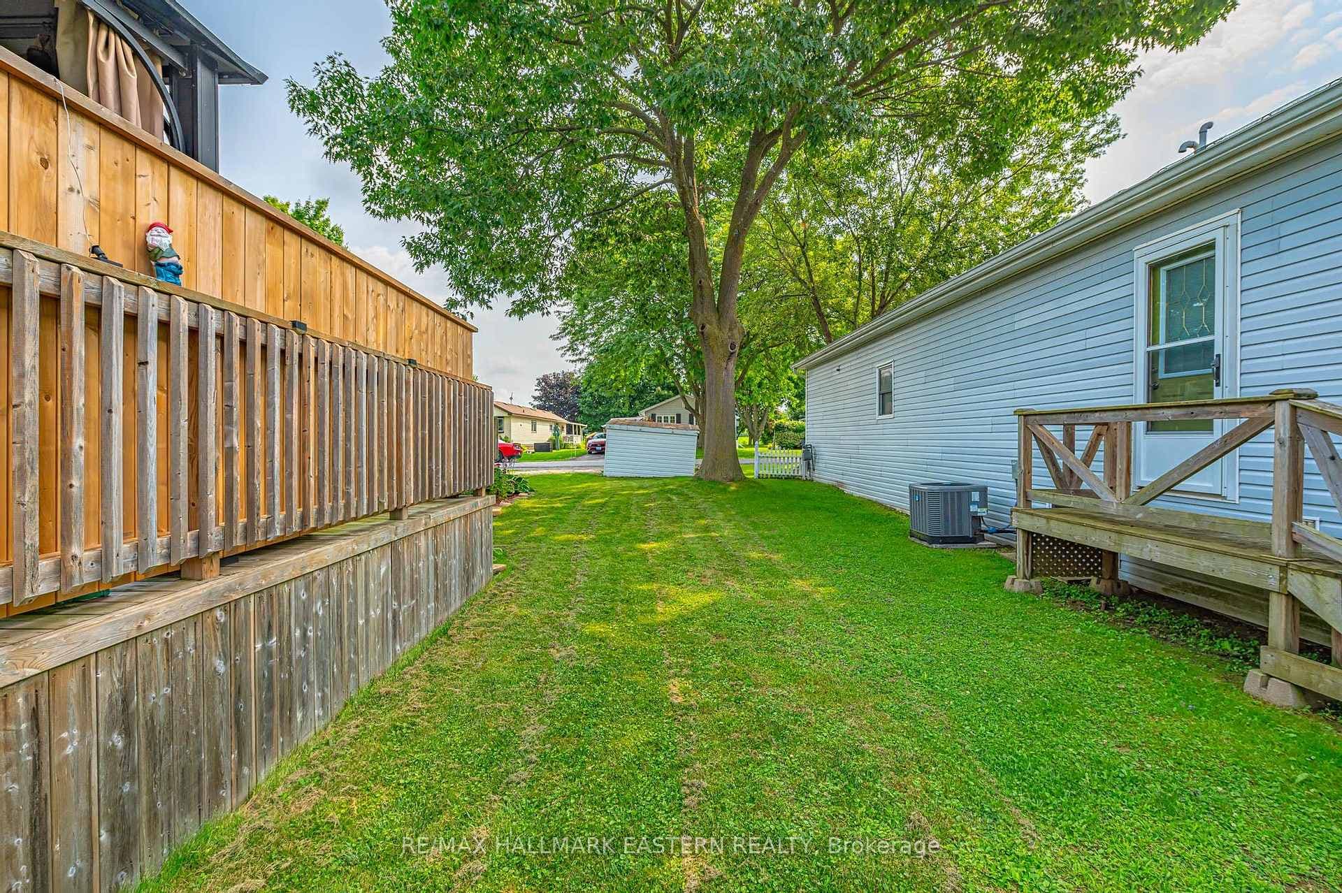 6 Hillview Drive photo 32