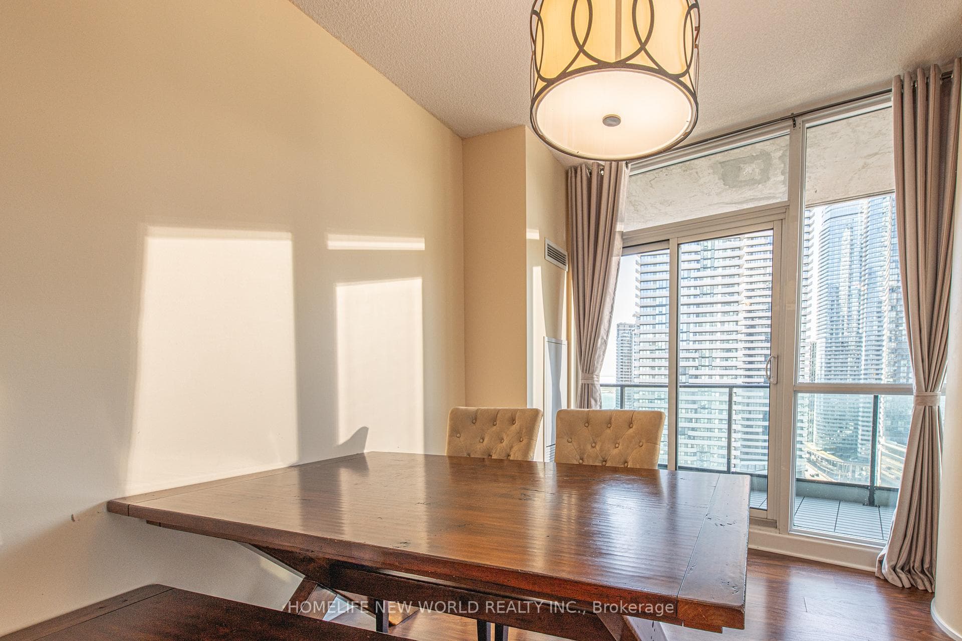 33 Bay Street Unit 2403 photo 17