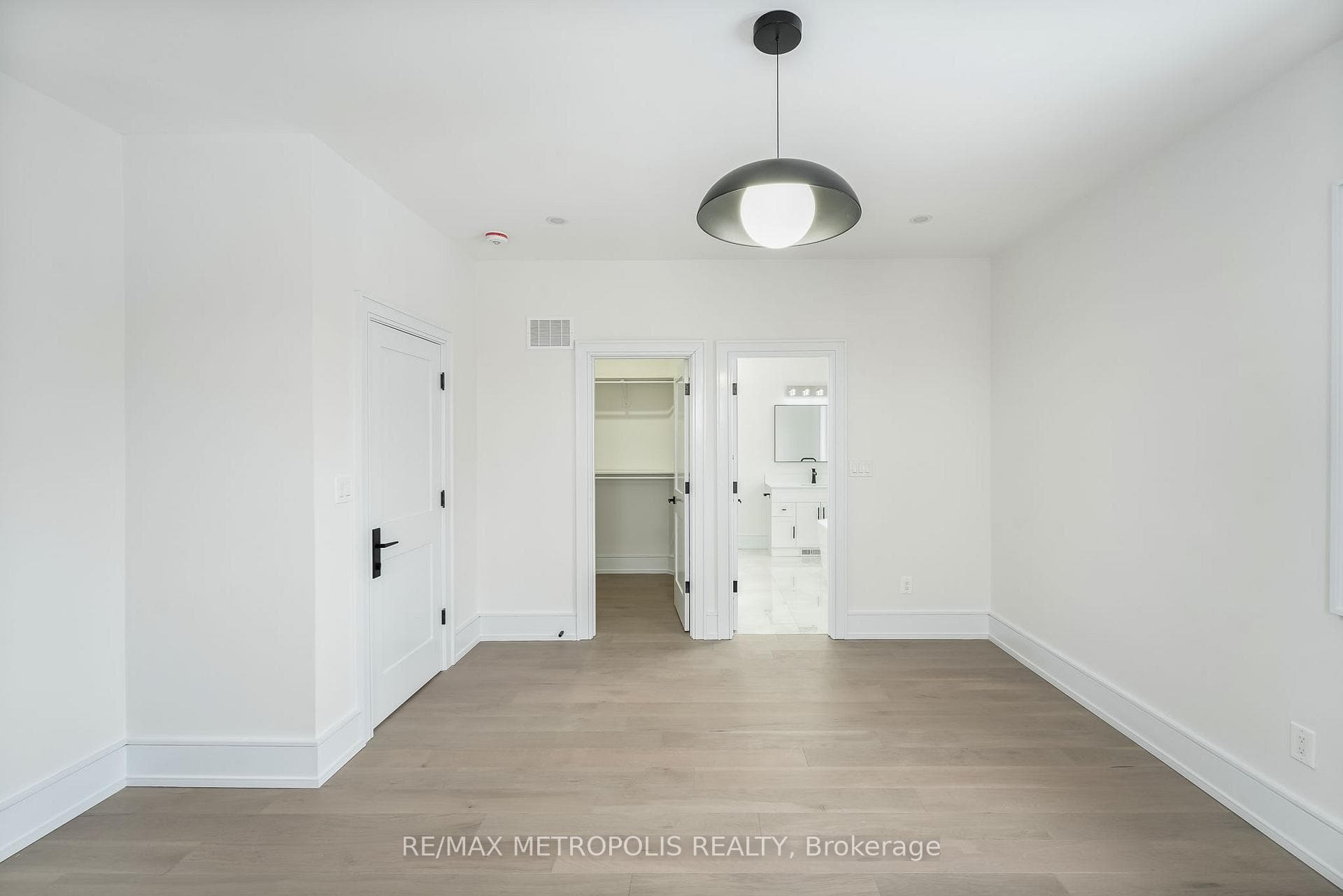 20 Hearth Place photo 22