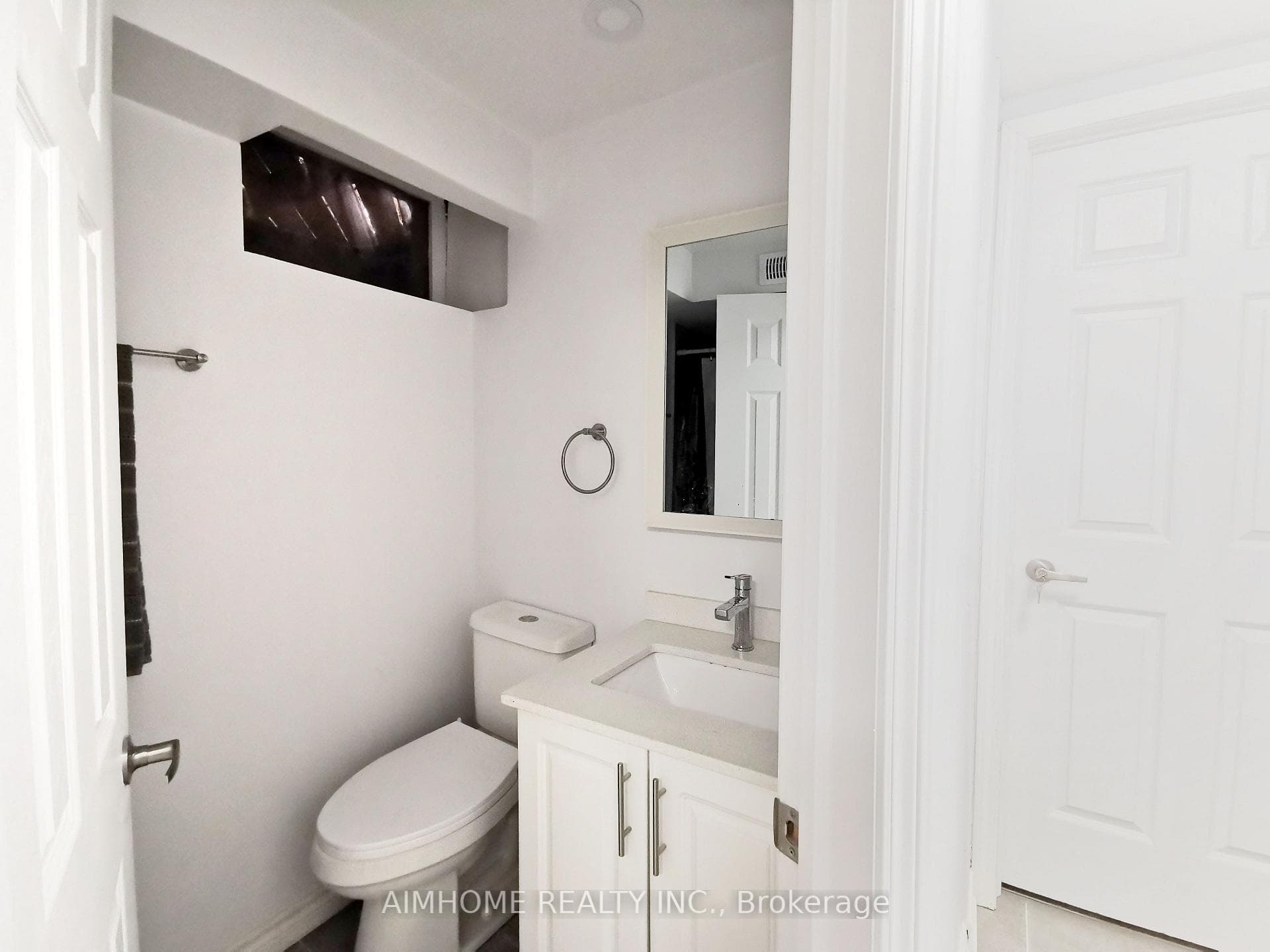 7119 Fayette Circle Unit Lower photo 4