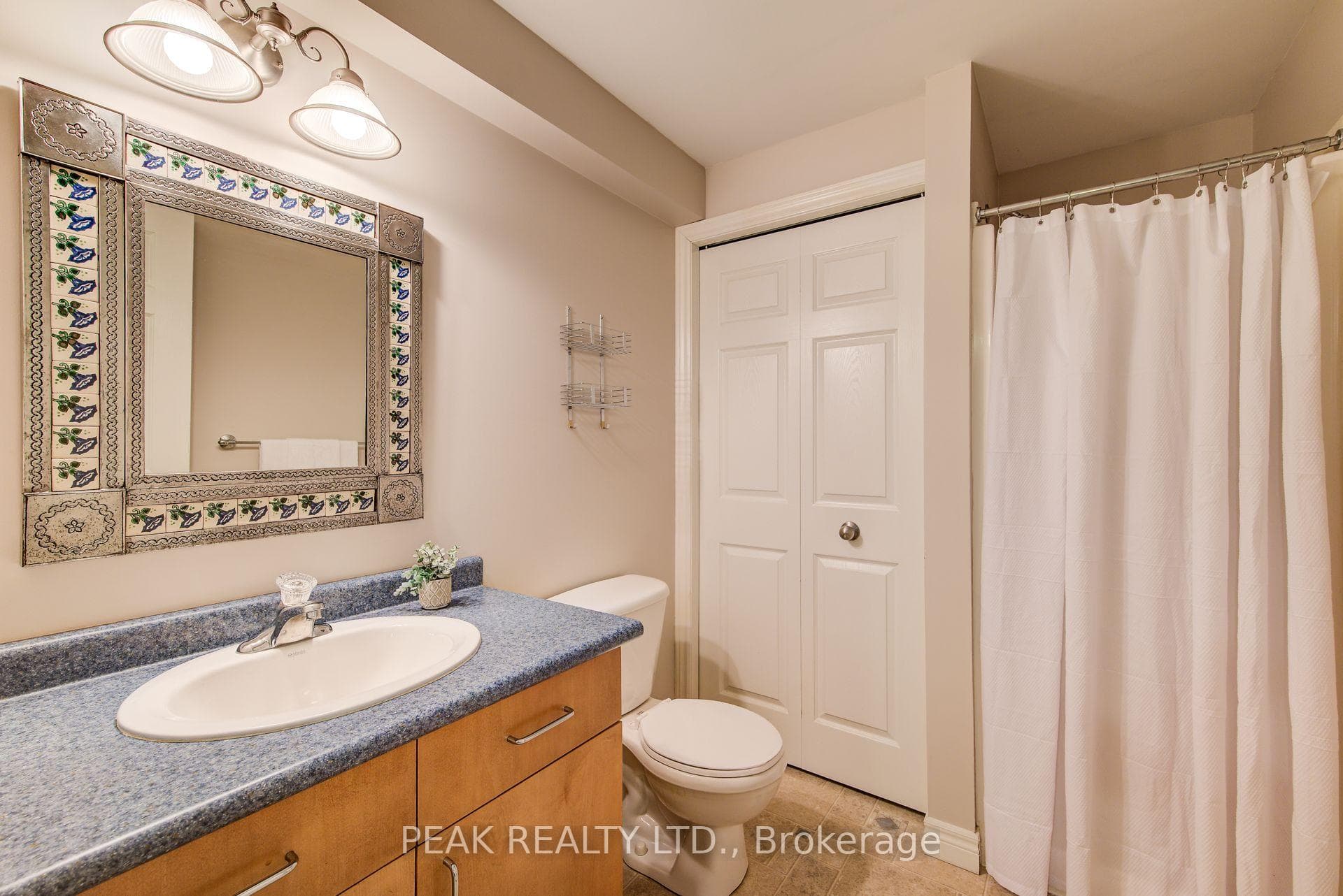 415 Lake Louise Boulevard photo 38