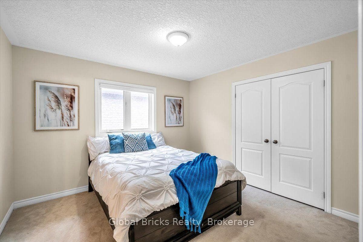 47 Holyrod Drive photo 31