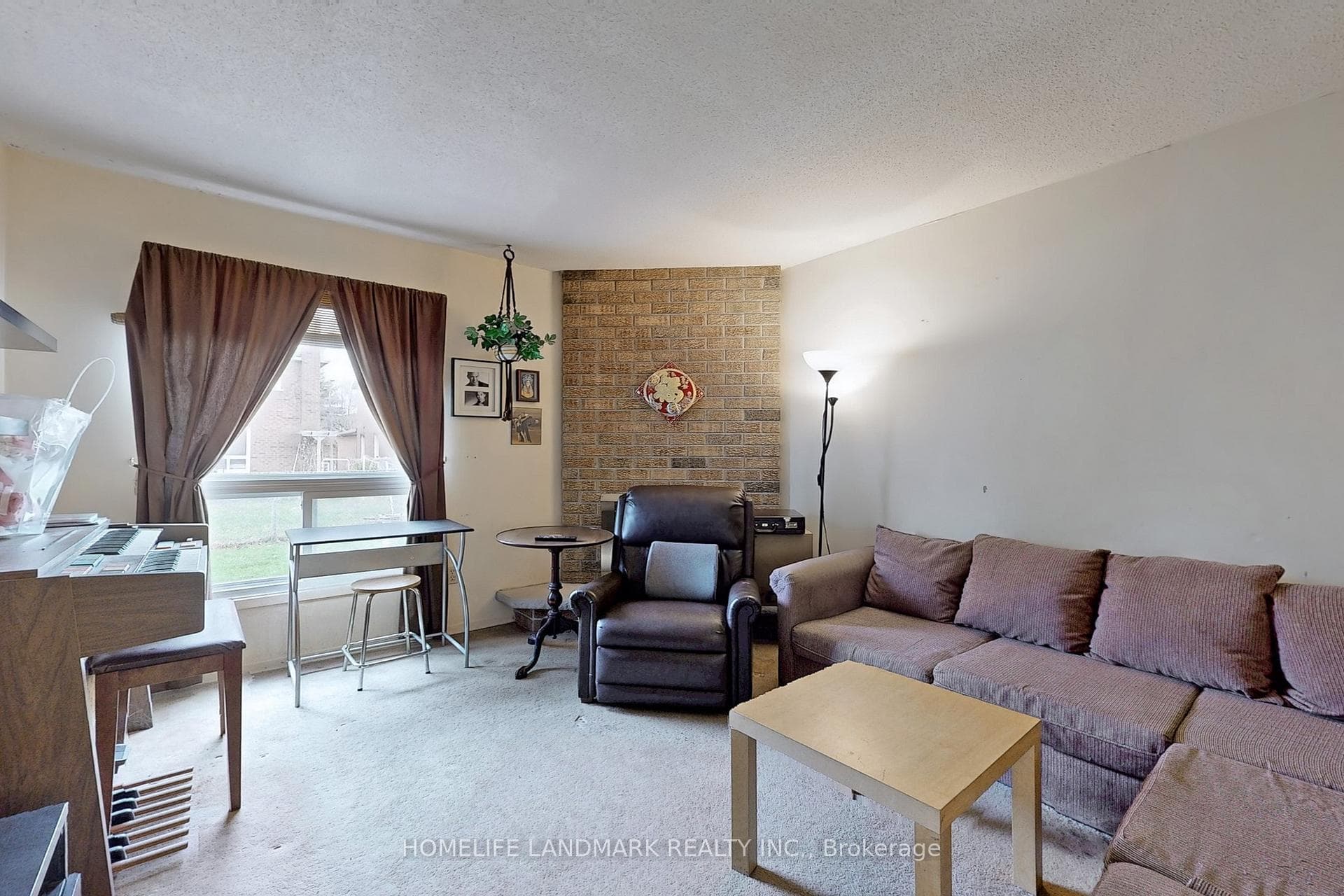 100 Kenley Crescent photo 13