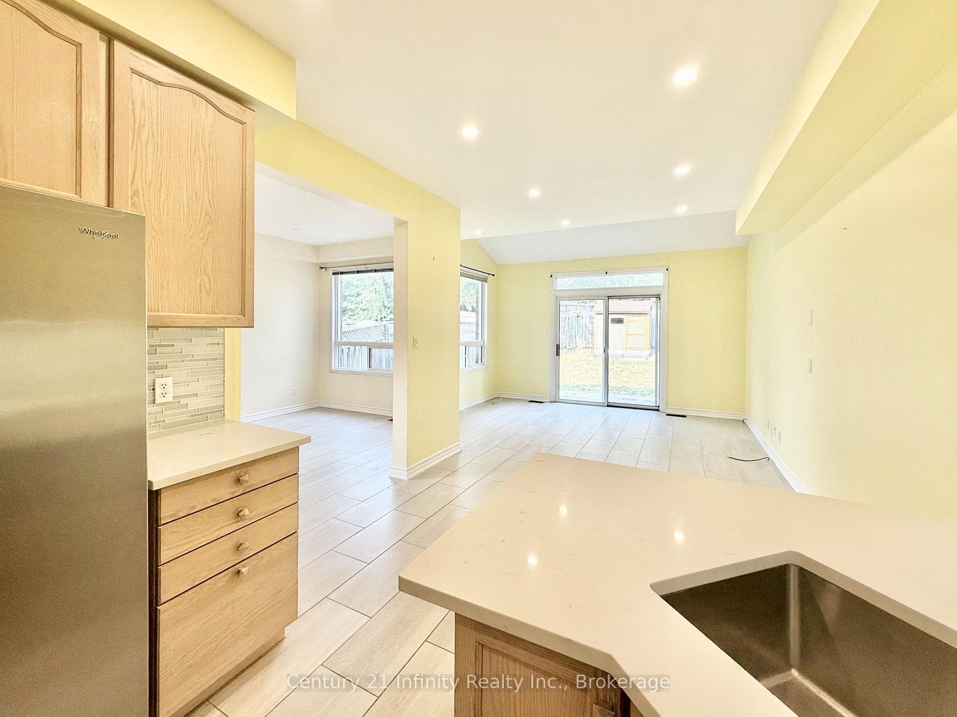 1171 Springbank Drive photo 12