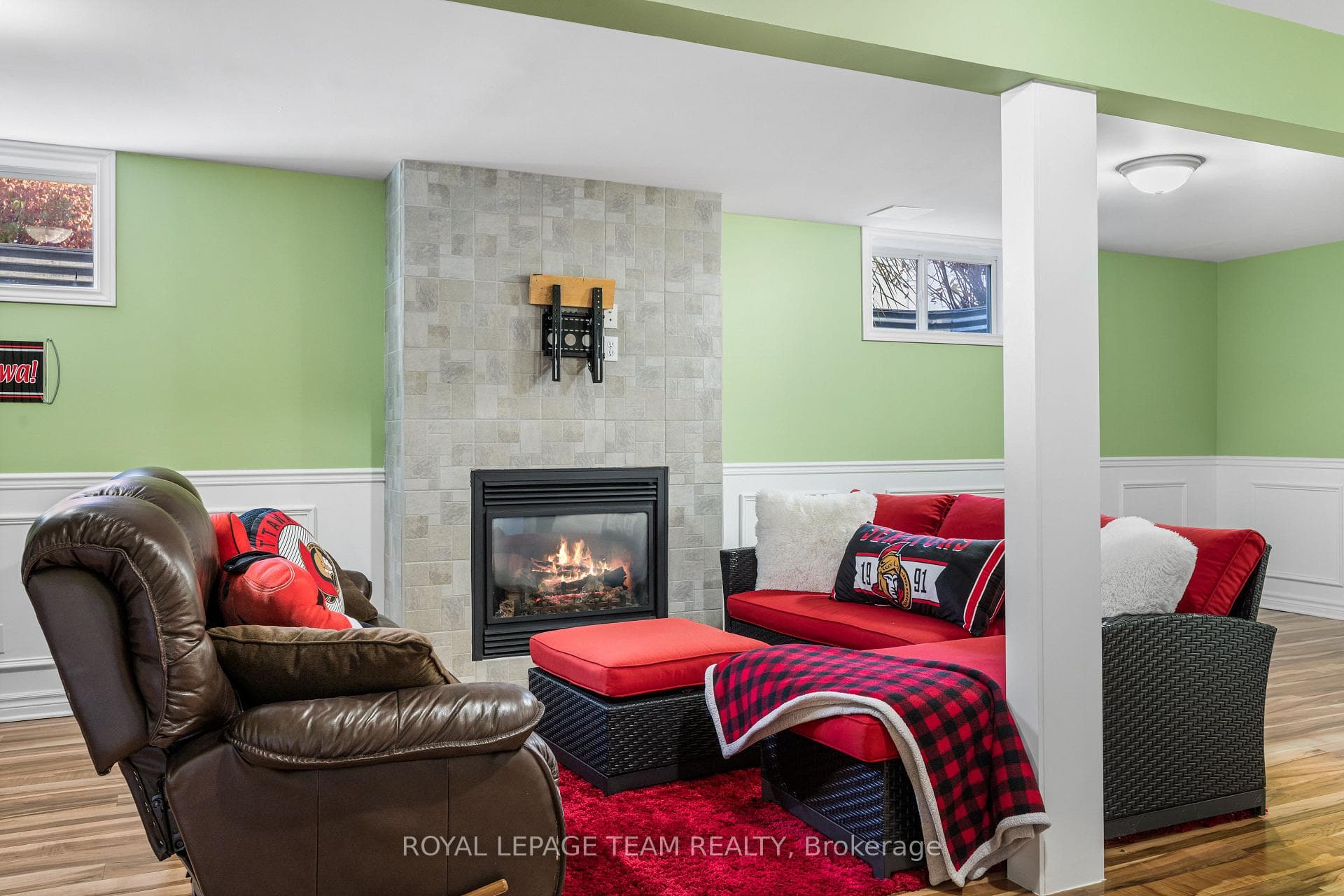 16 Spinney Way photo 29