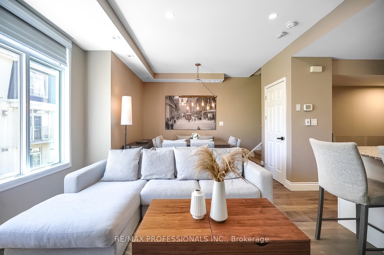 32 Stadium Road Unit 323 photo 6