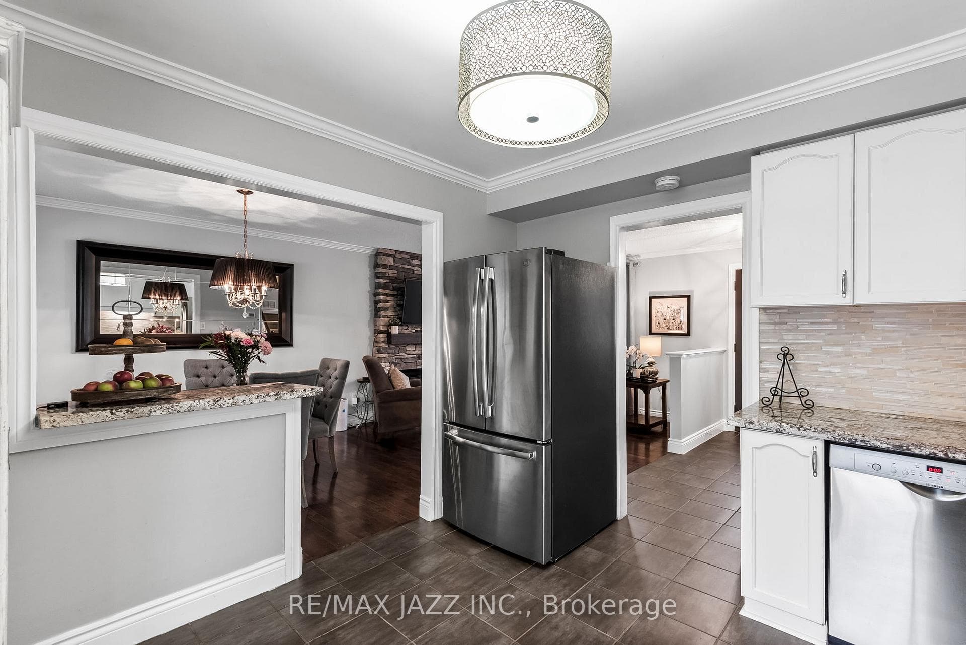 23 Pilkington Crescent photo 12