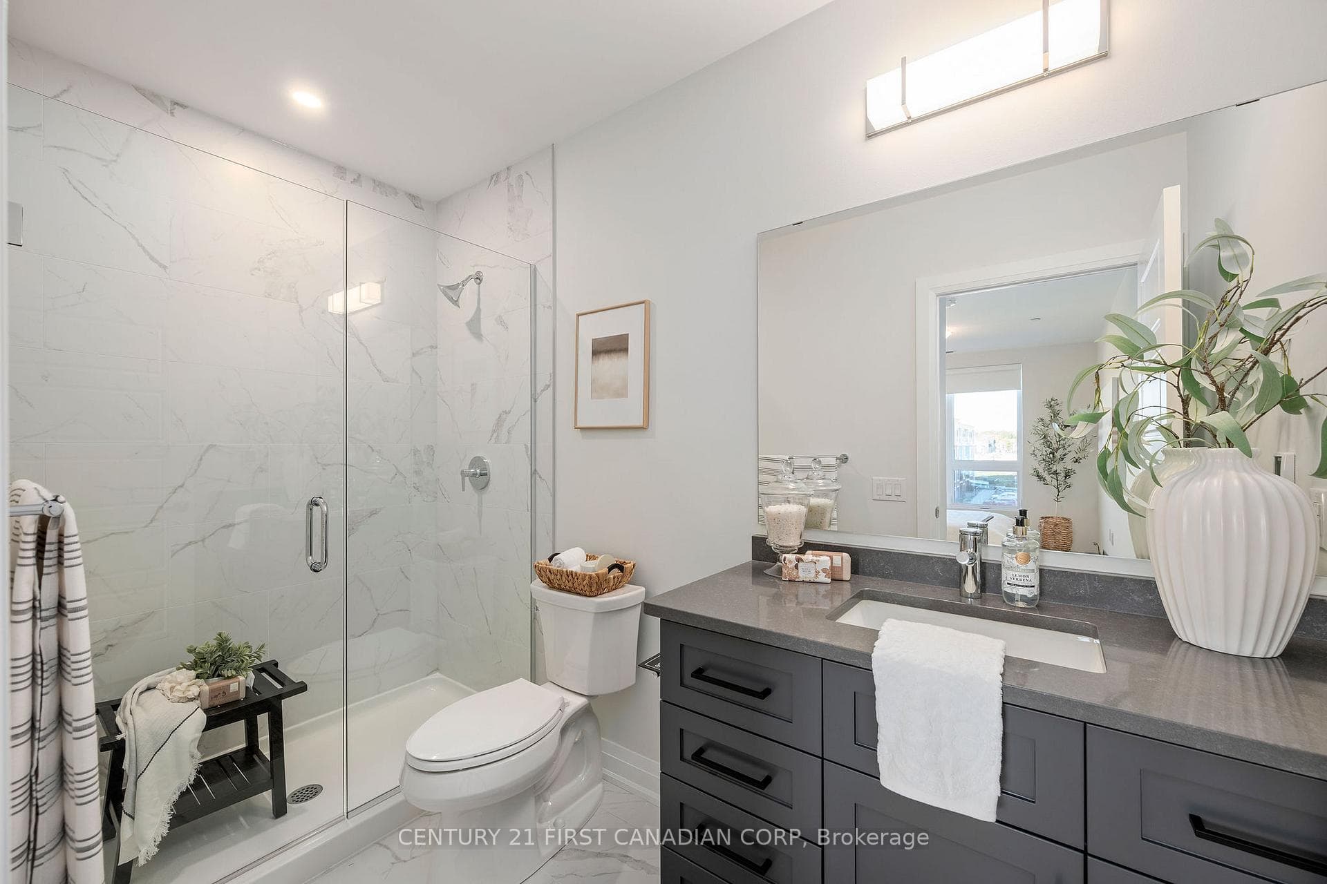 Ensuite Bathr